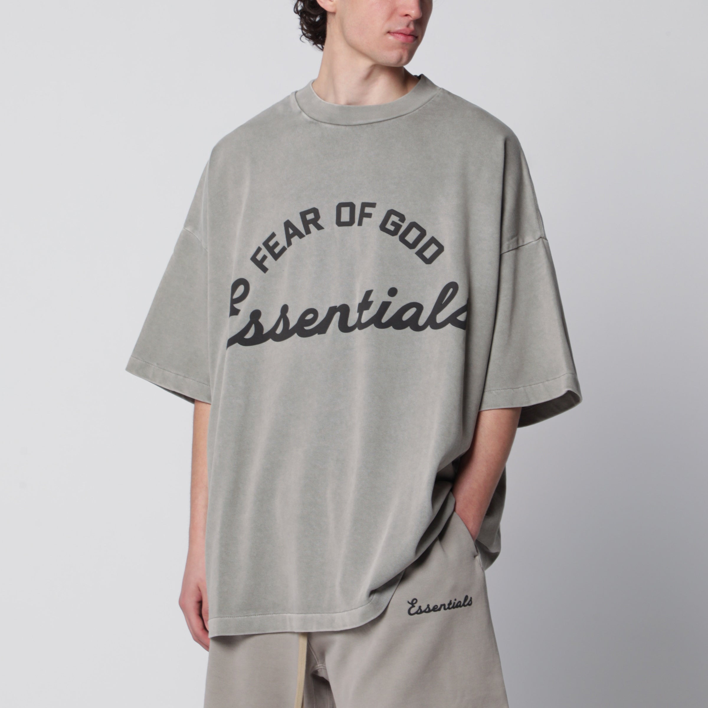 GODONLYNOSETシャツFADEDGRAY S Fear of God Essentials Training 90s faded grey cotton jersey T