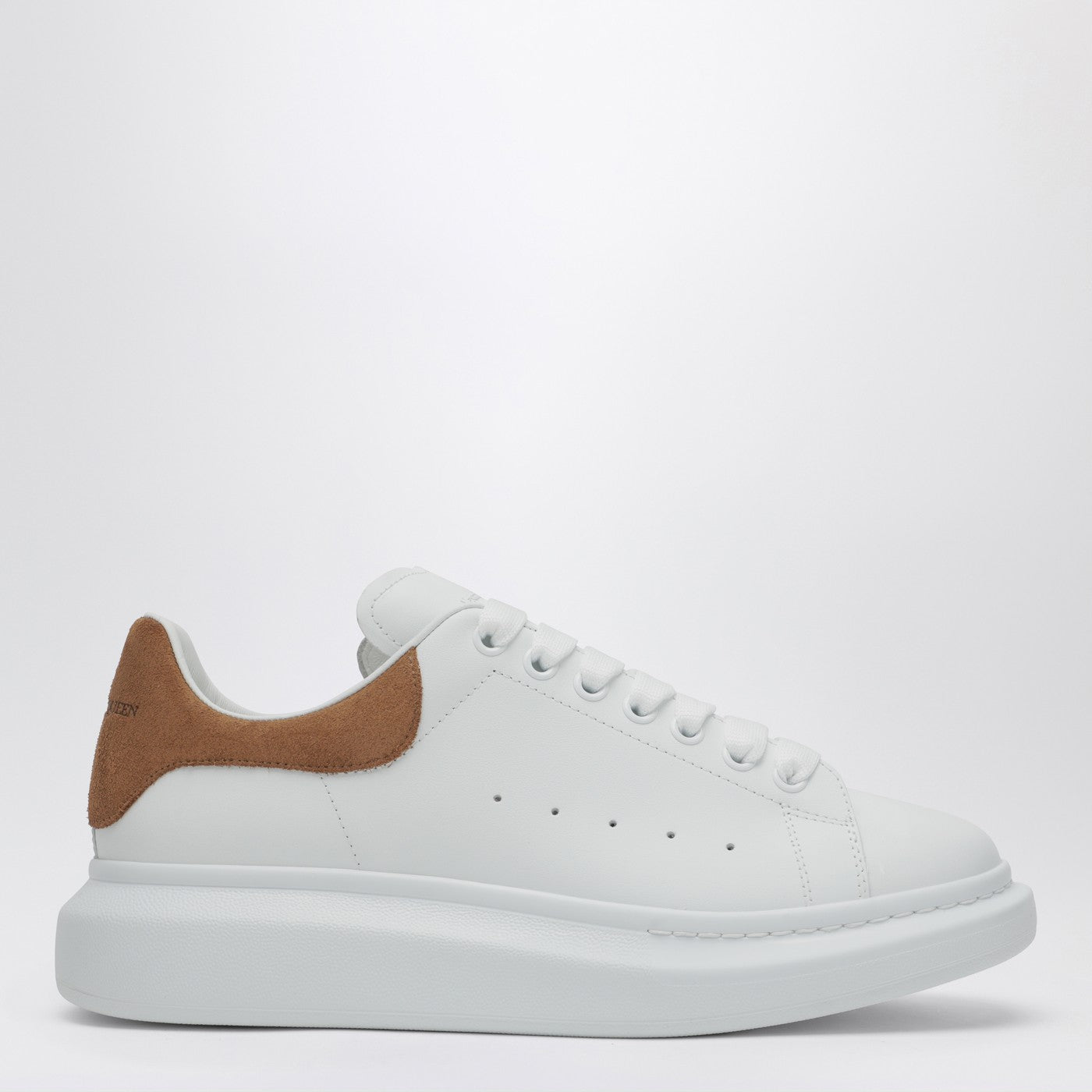 alex mcqueen shops that sell alexander mcqueen