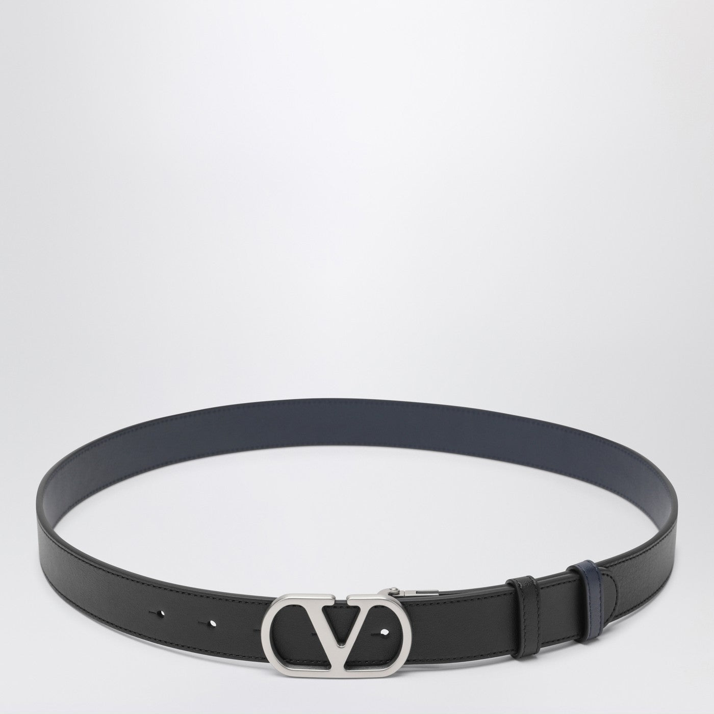 Valentino black belt VLogo Leather Belt - Valentino Garavani | WE IN STYLE main image 2