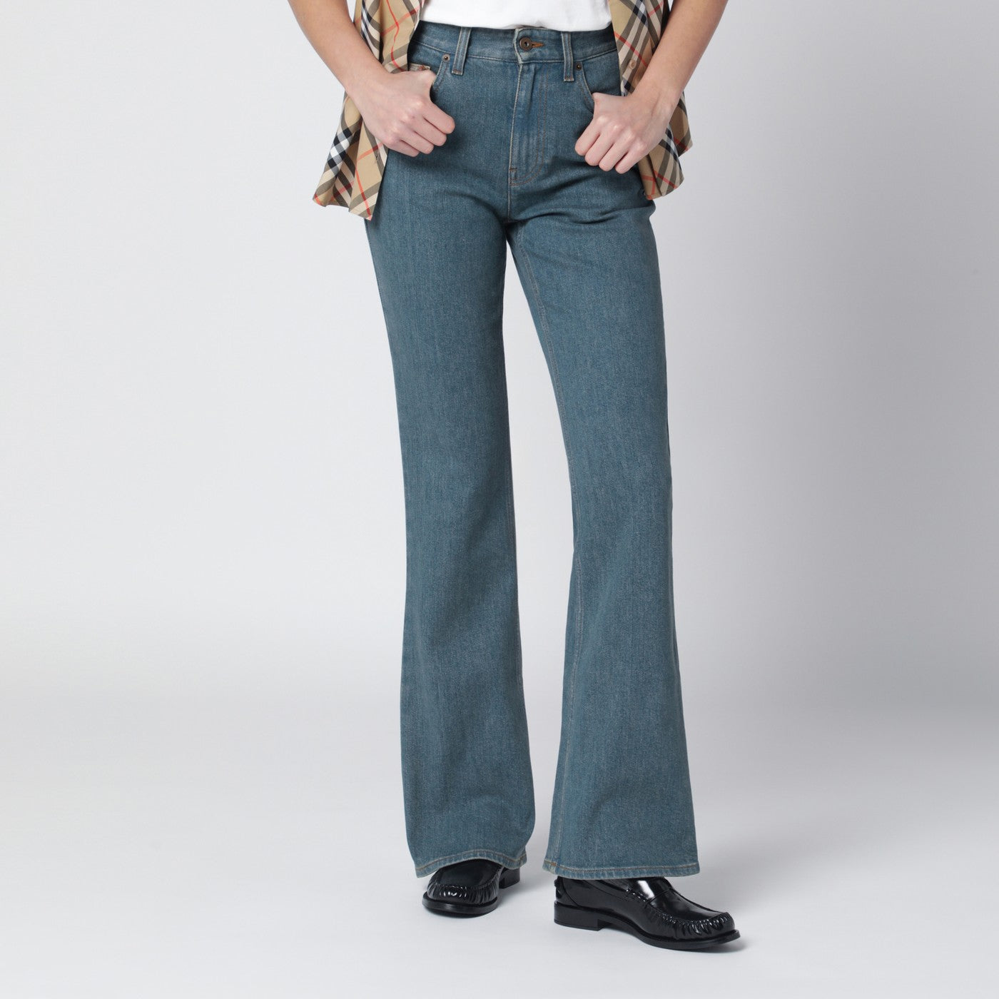 Burberry Mid-blue jeans with Check-pattern pocket | TheDoubleF