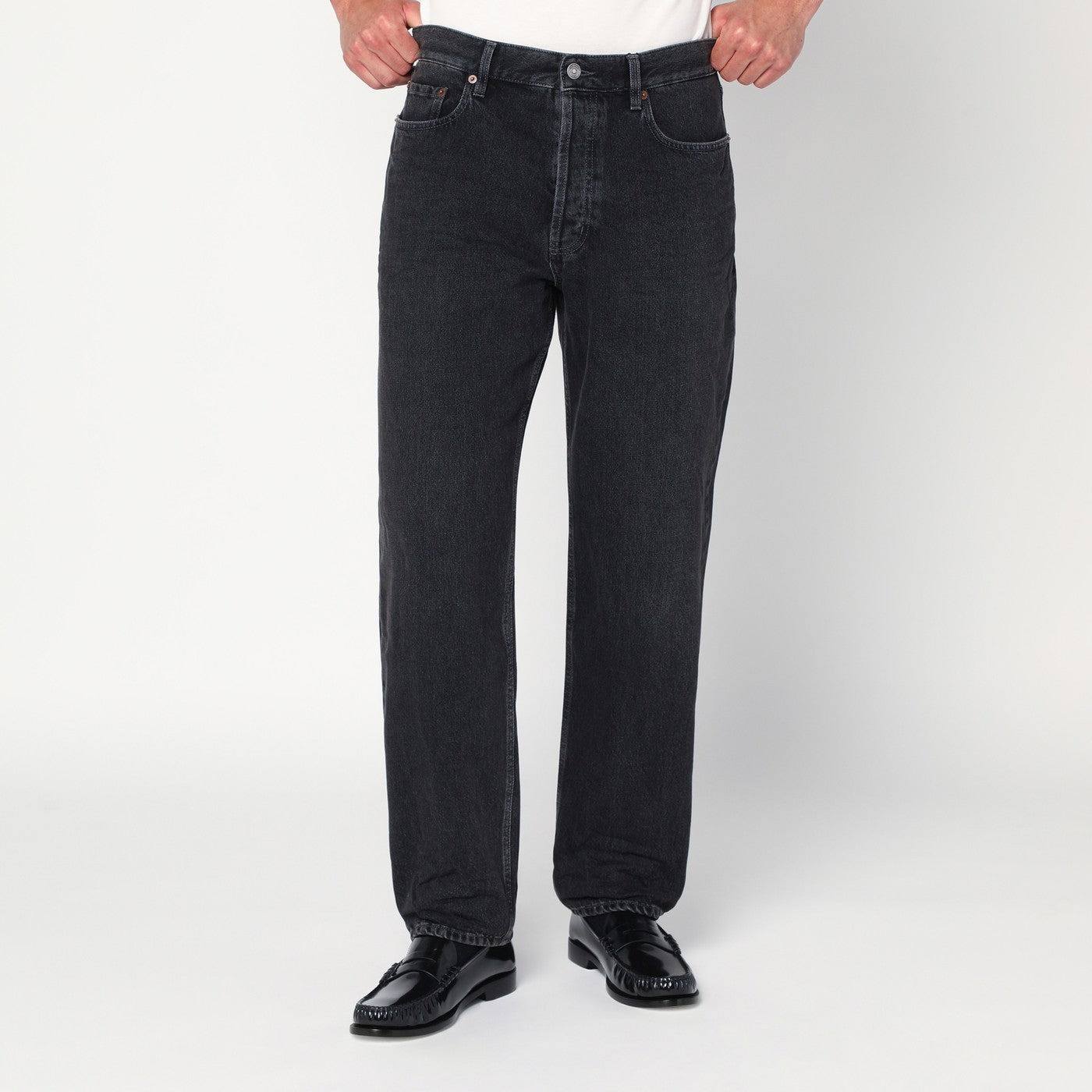 Saint Laurent Mick jeans in black denim | TheDoubleF