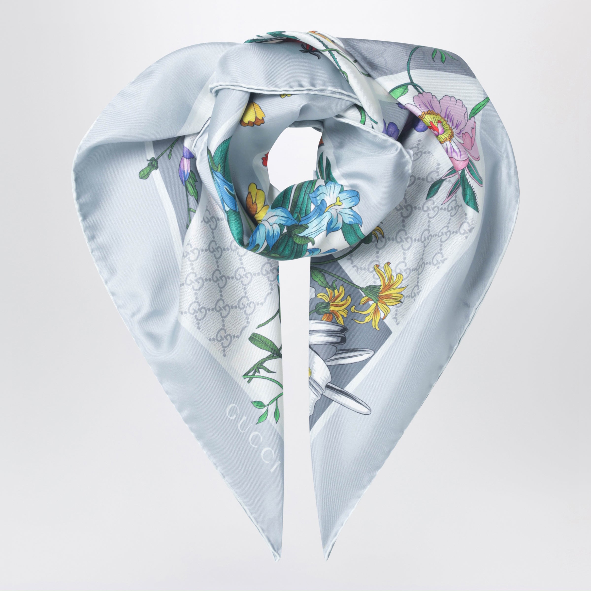 GUCCI Silk twill scarf with Flora print | TheDoubleF