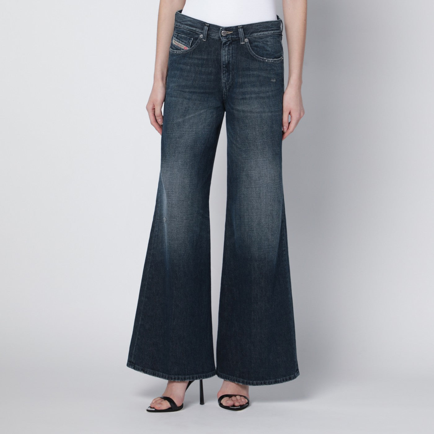 DIESEL Relaxed 1996 D-Sire jeans in gray-black | TheDoubleF