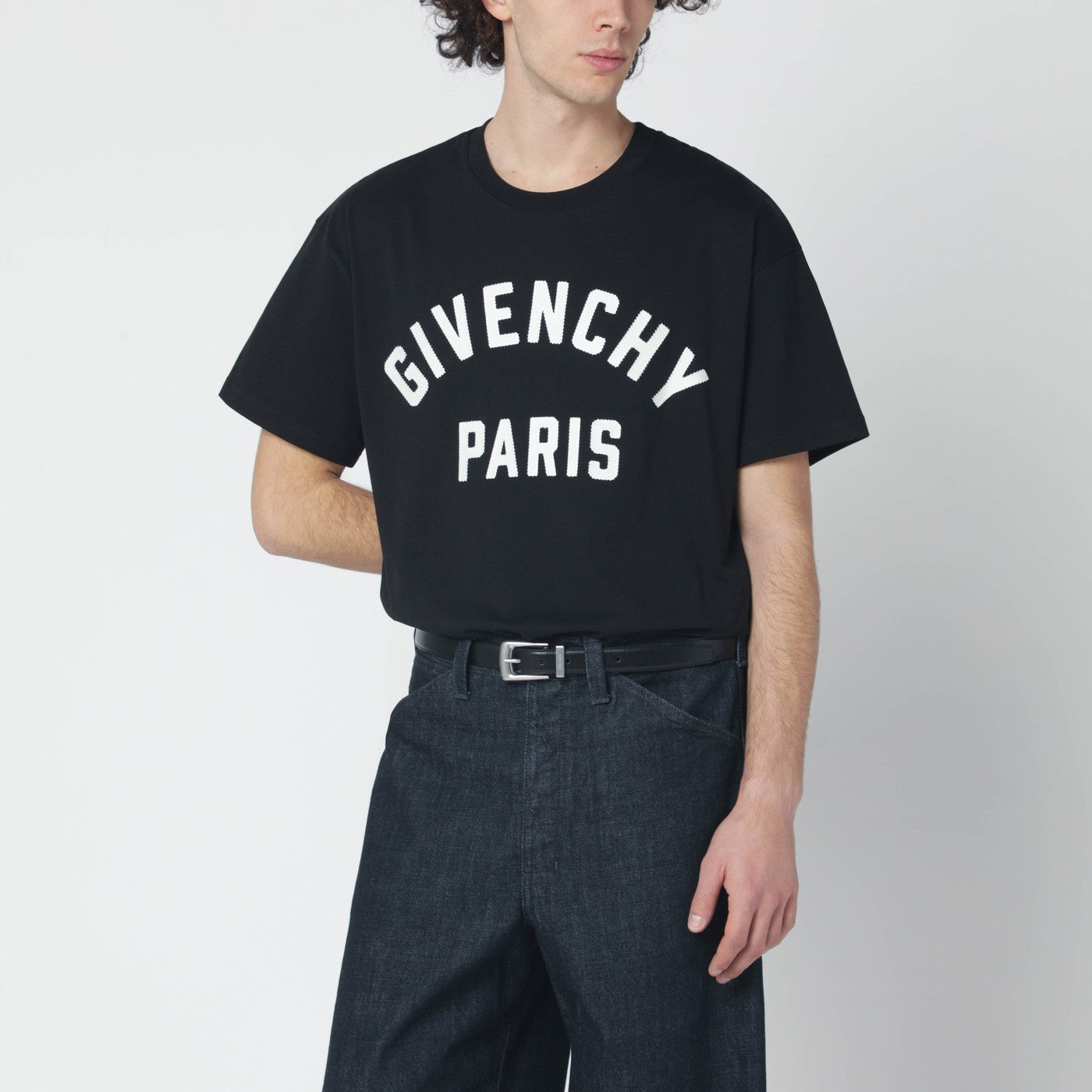 Givenchy Black short-sleeve logo T-shirt | TheDoubleF