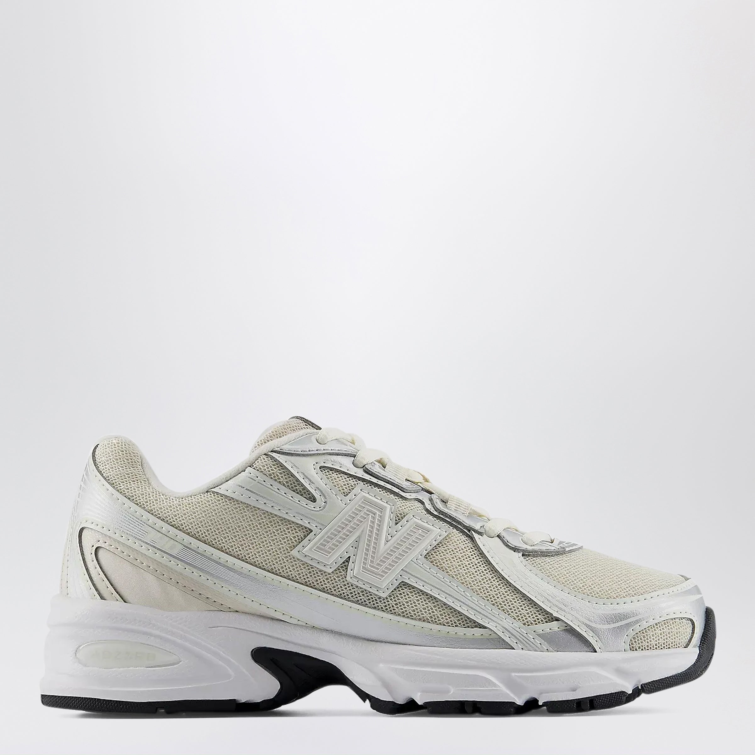 New Balance 740 sneakers Lace Turtledove / Linen | TheDoubleF