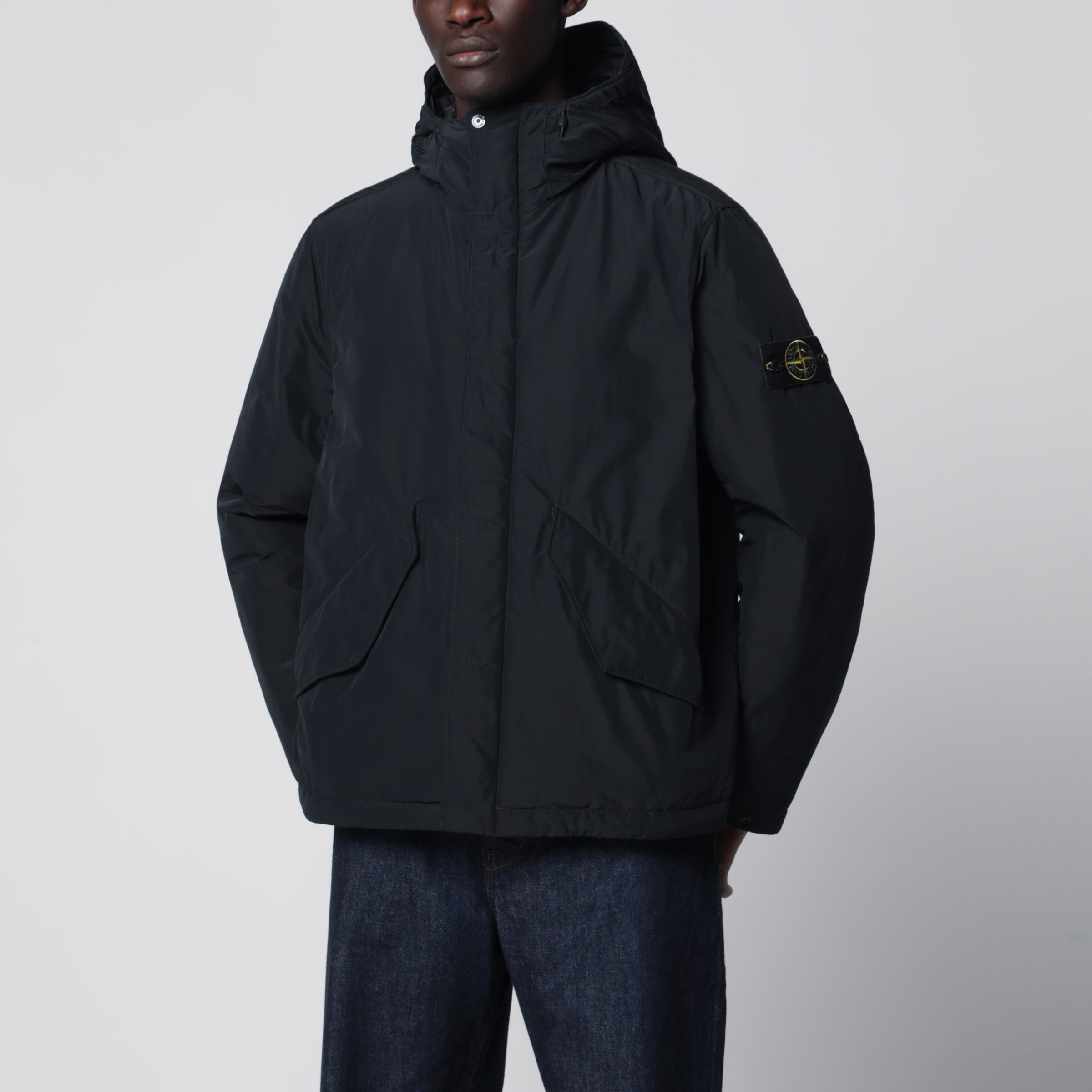 stone  ブルゾン Stone Island Black padded zip-up jacket | TheDoubleF