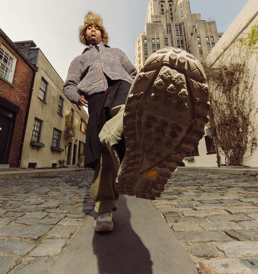 hoka one one athletes