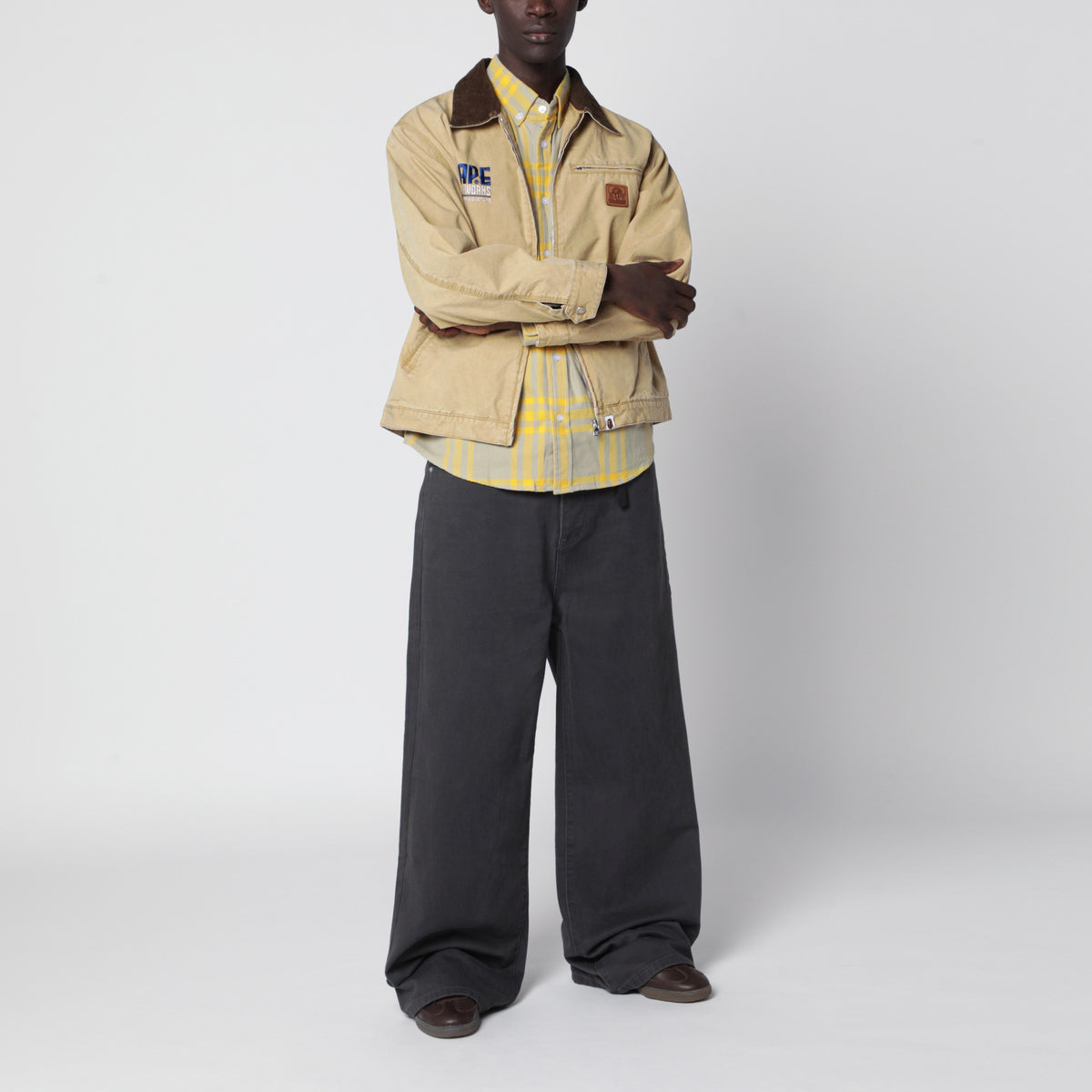 Beige zip-up jacket in canvas