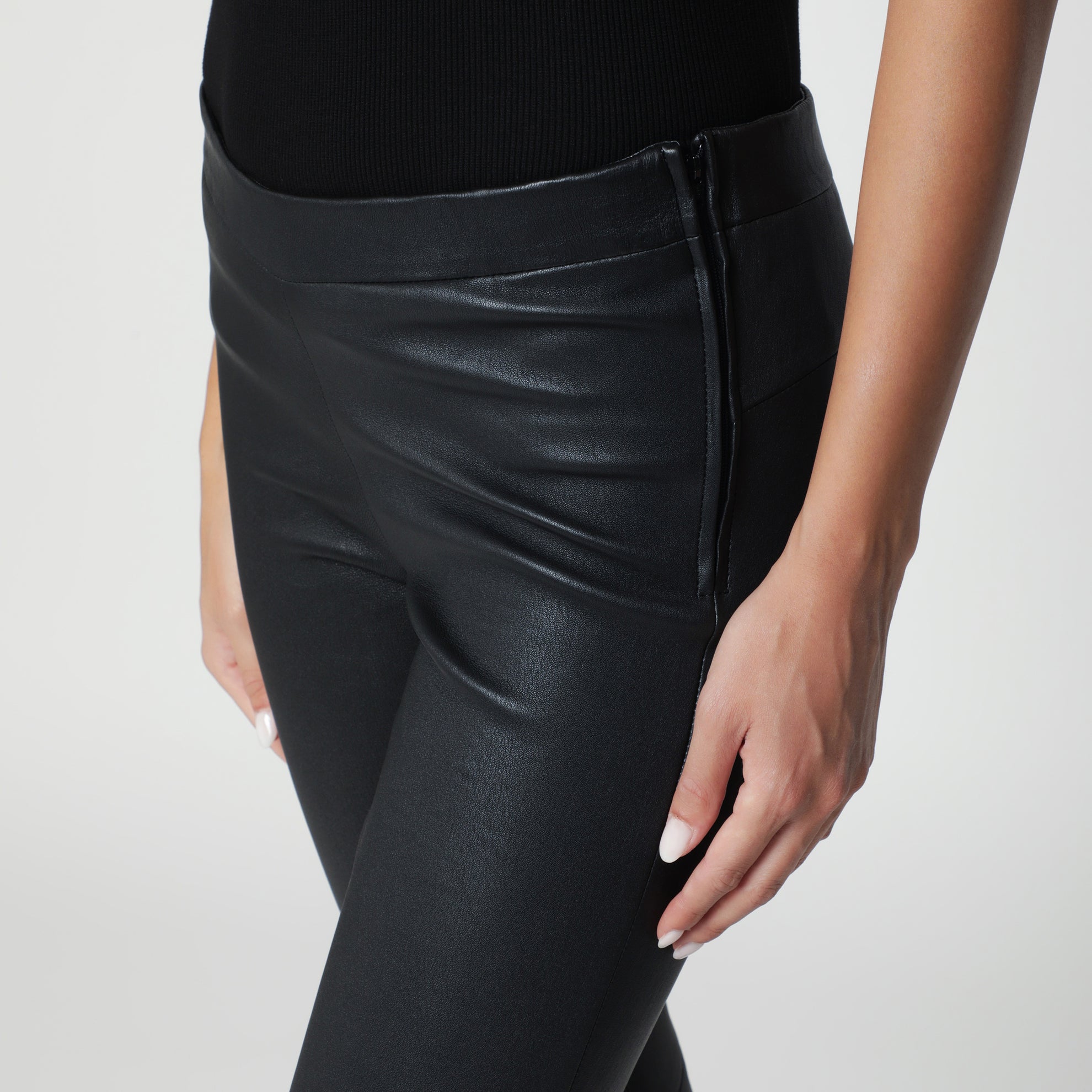Pantaloni skinny Nos Roche neri in pelle