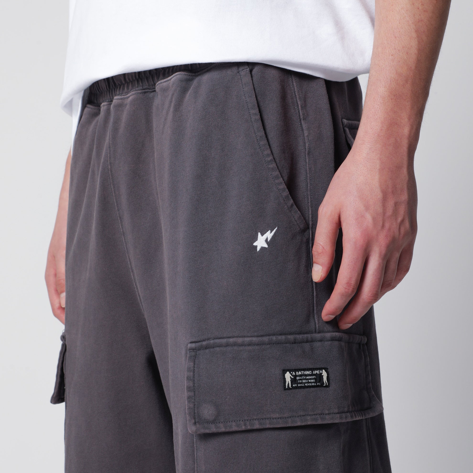 Pantalone jogging cargo grigio slavato