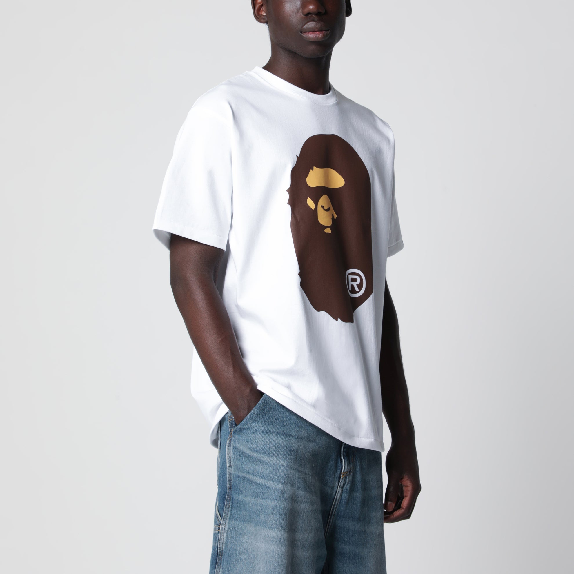 T-shirt bianca con stampa logo