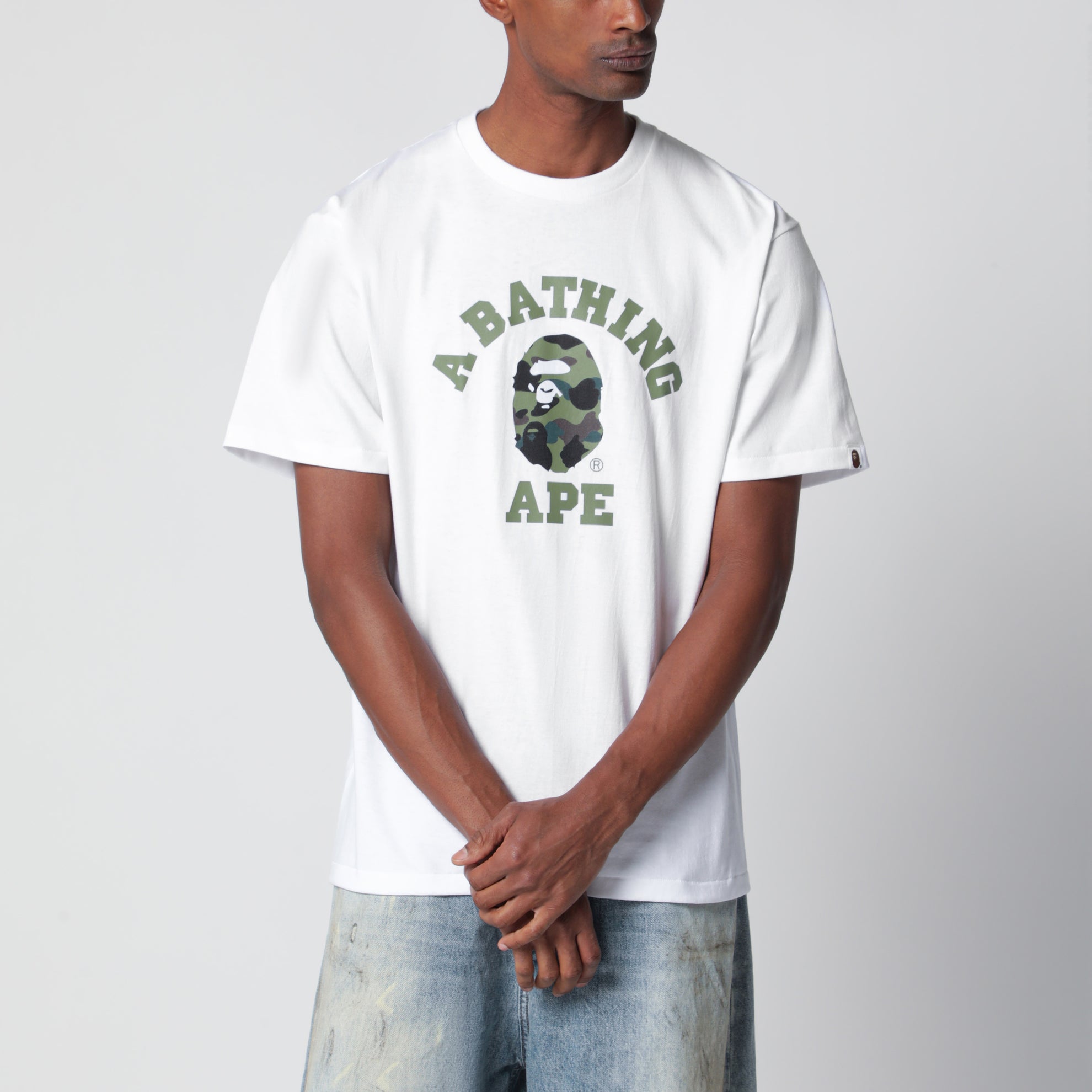T-shirt bianca con stampa logo