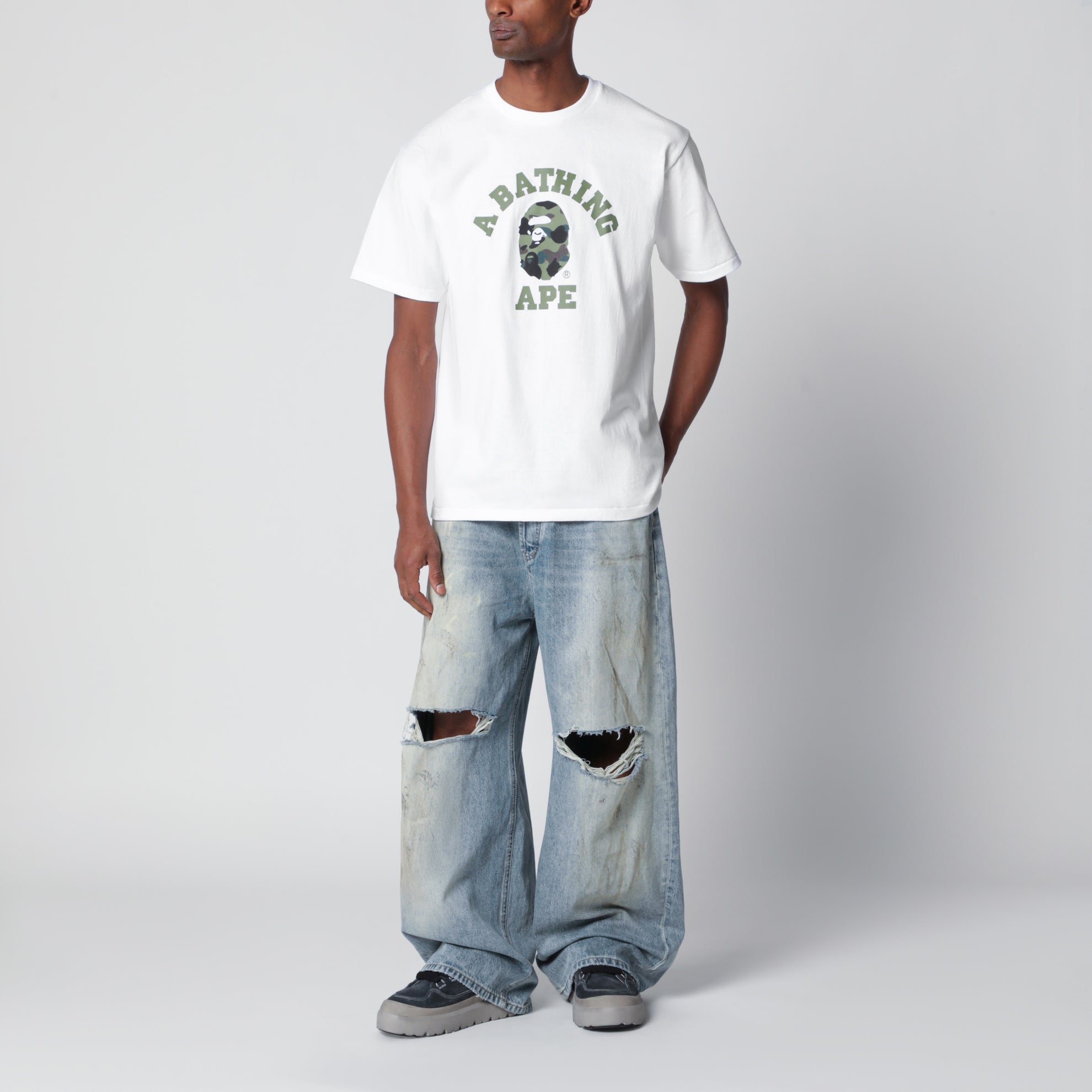 T-shirt bianca con stampa logo