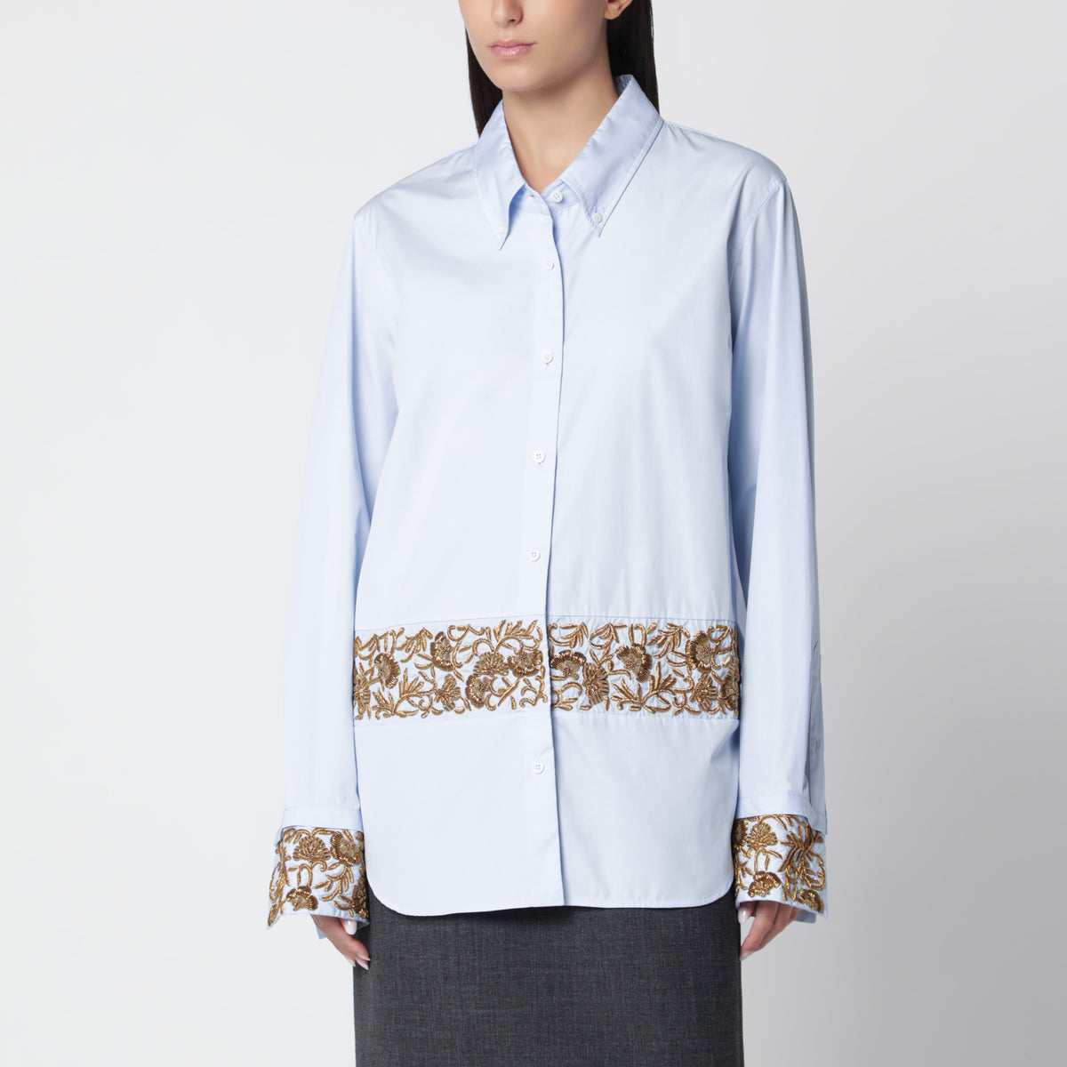 Light blue shirt in cotton poplin with embroidery