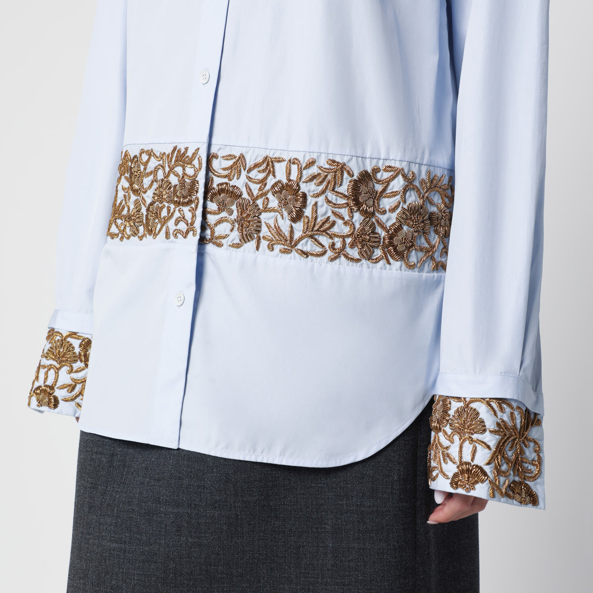 Light blue shirt in cotton poplin with embroidery