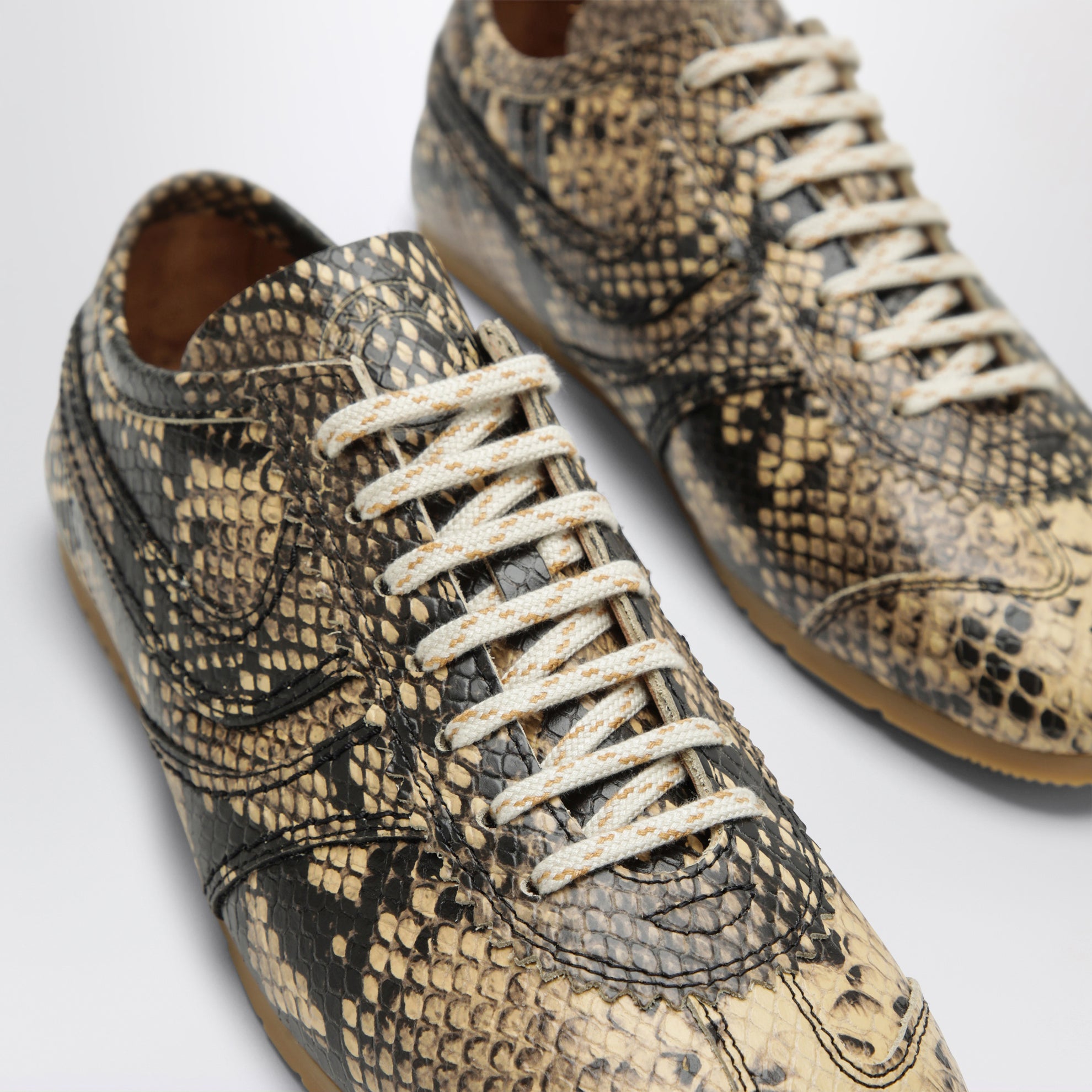 Beige Ledersneaker