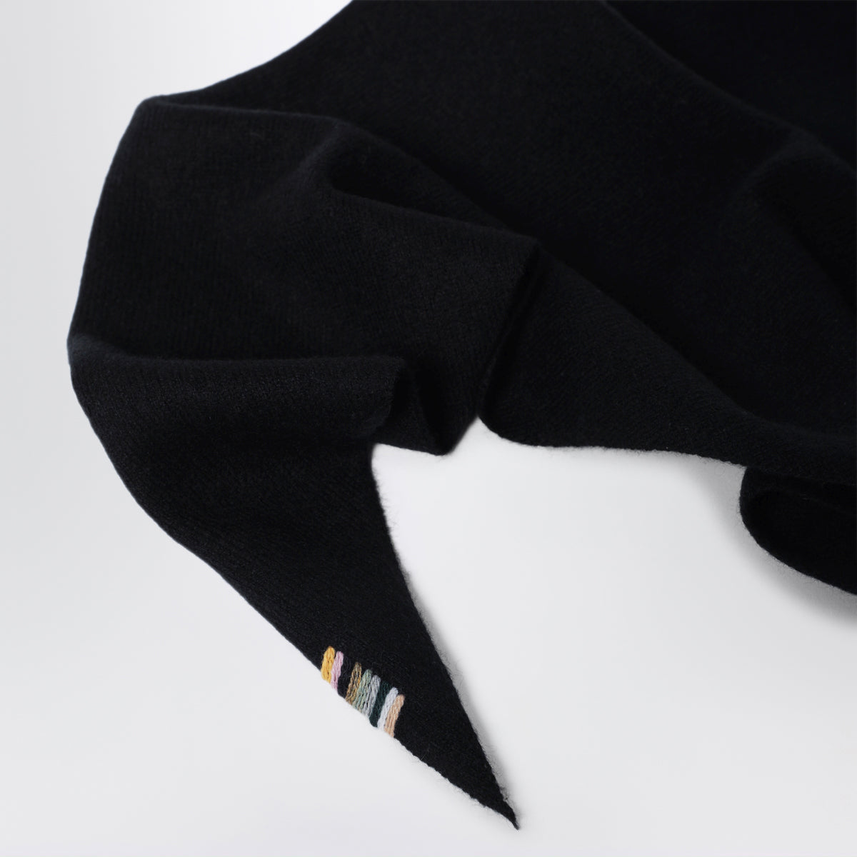 Black N°35 Bandana in cashmere