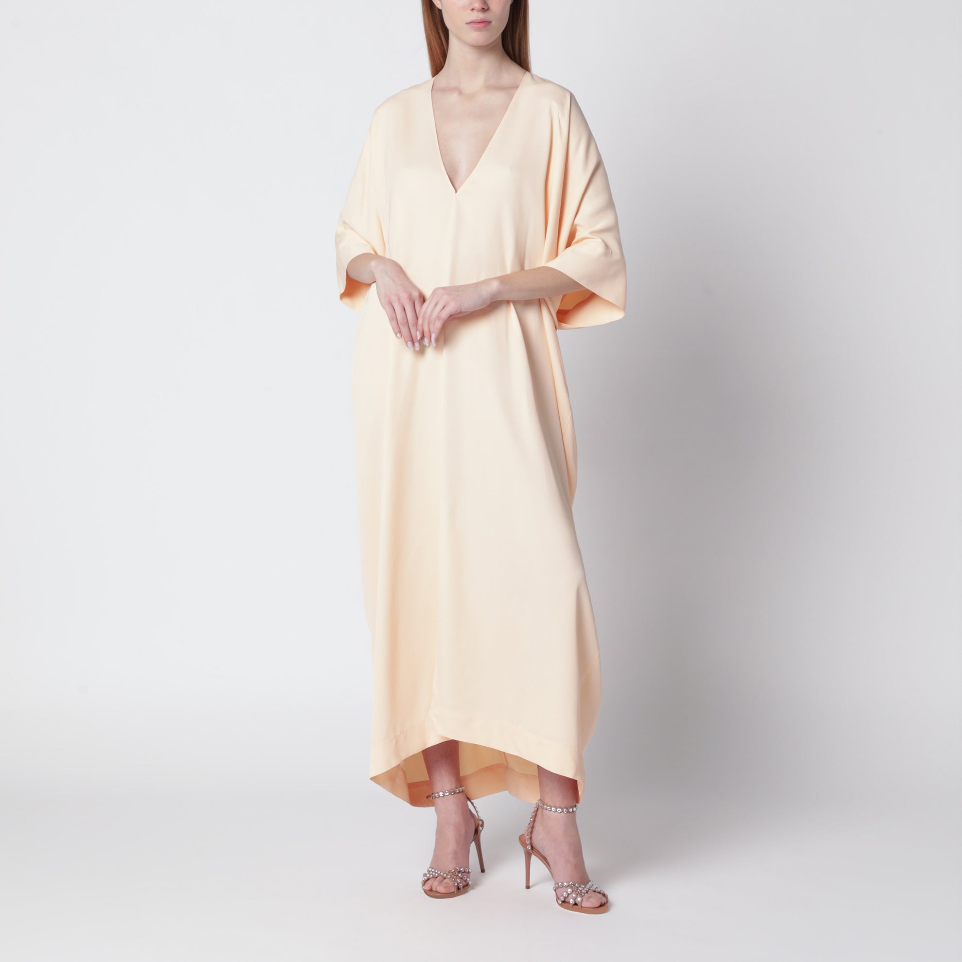 Robe caftan longue rose avec col en V