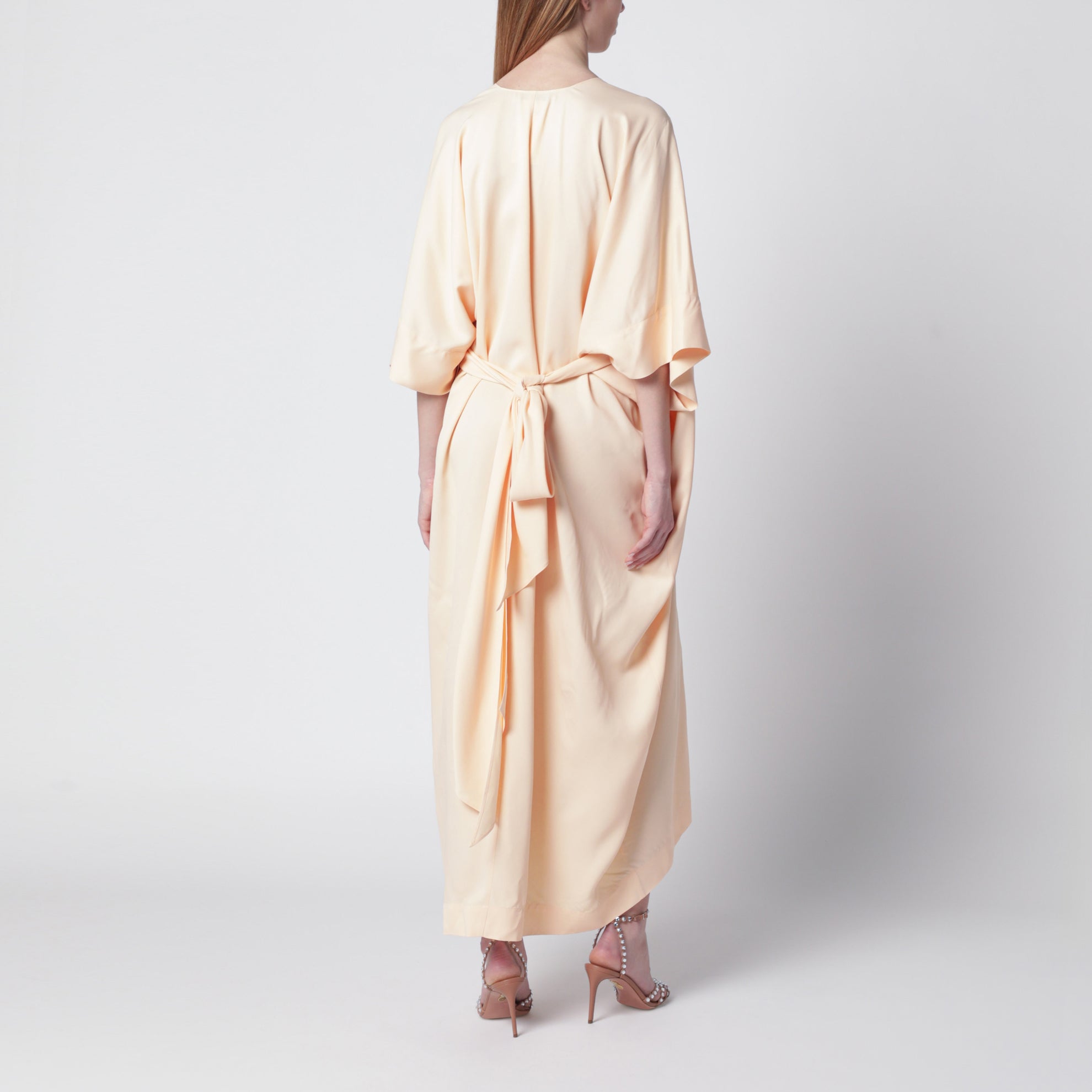 Robe caftan longue rose avec col en V