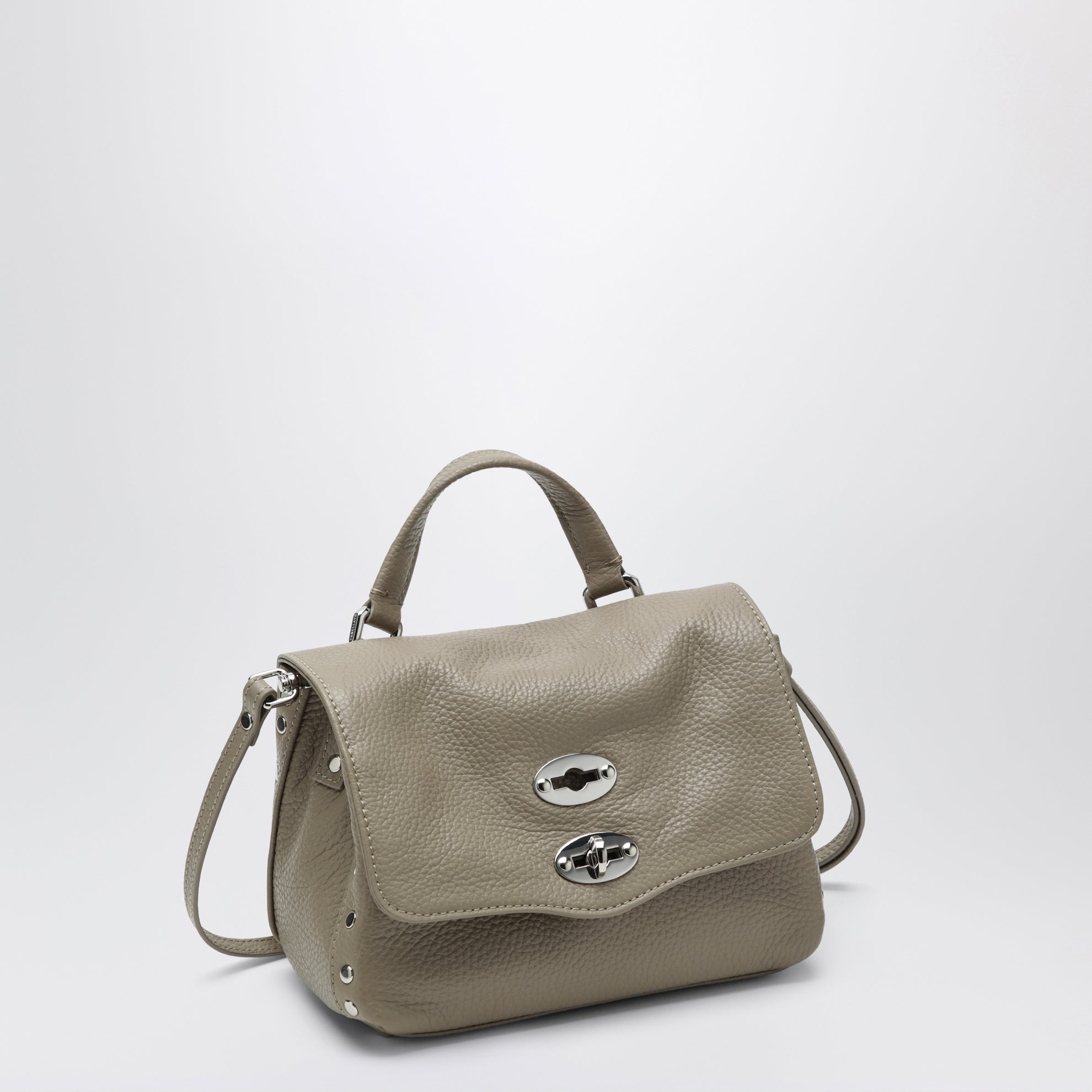 Kleine Postina-Tasche in Lehmfarbe