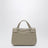 Kleine Postina-Tasche in Lehmfarbe