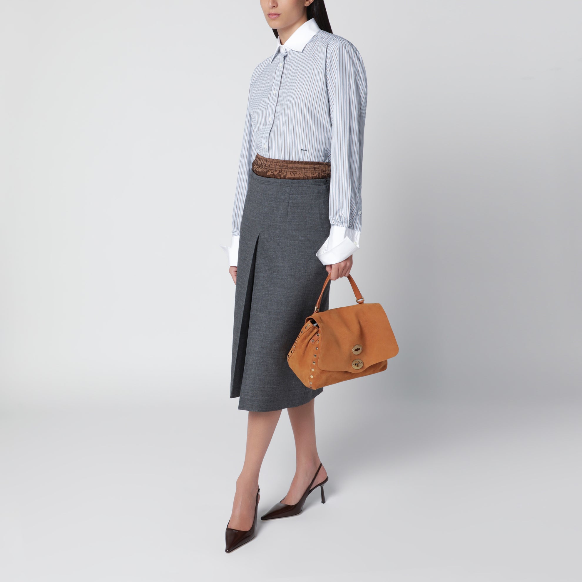 Small Postina bag in Brandy nubuck