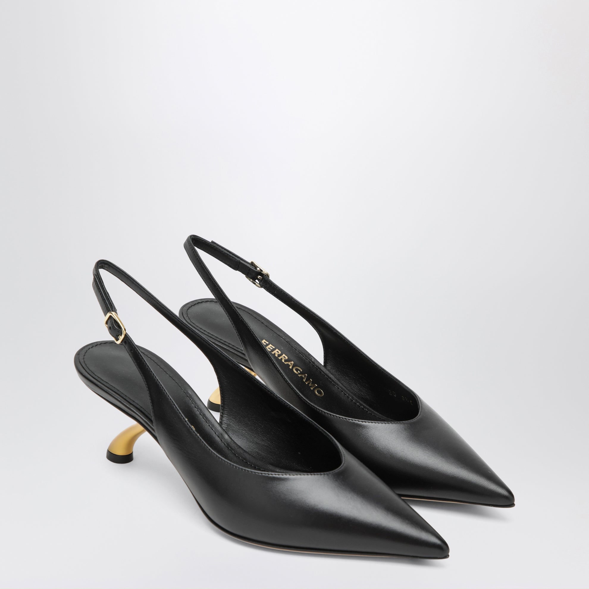 Slingback nera con tacco scultura S