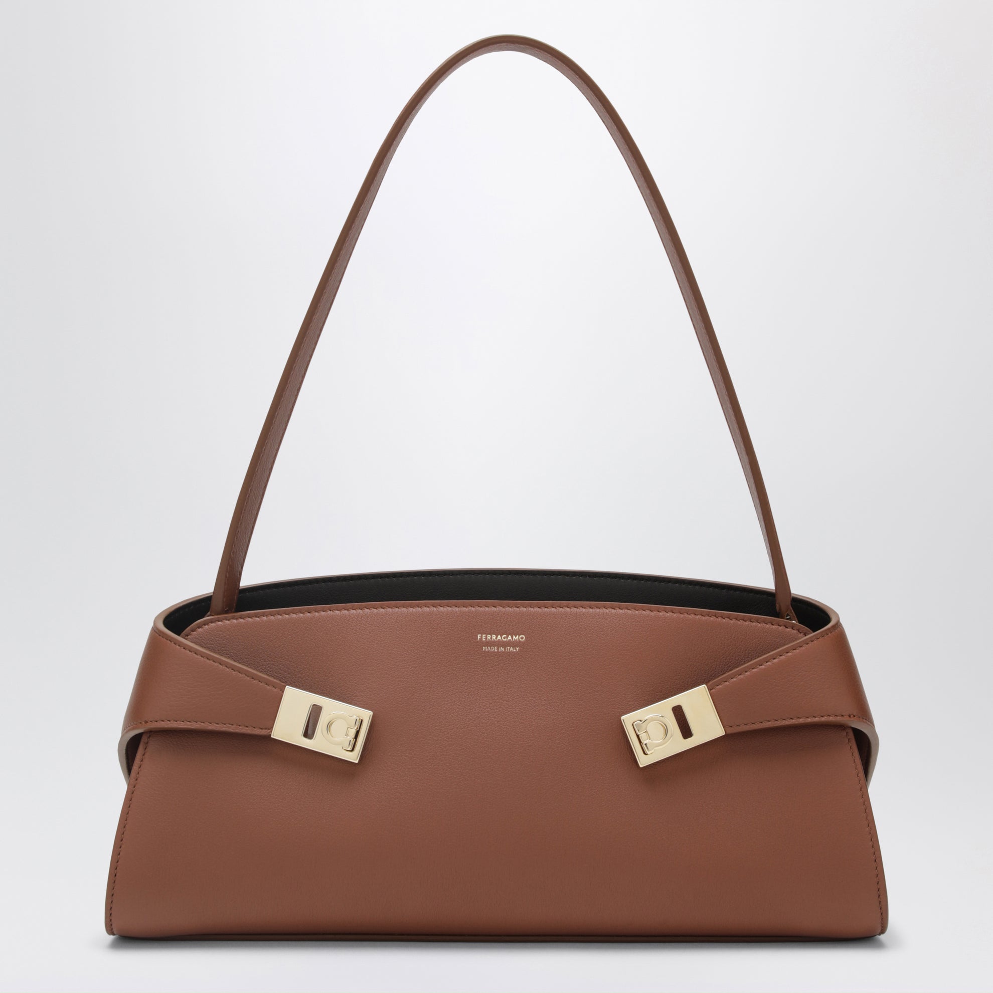 Hug East-West Schultertasche cognac/dunkelbraun