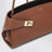 Hug East-West Schultertasche cognac/dunkelbraun