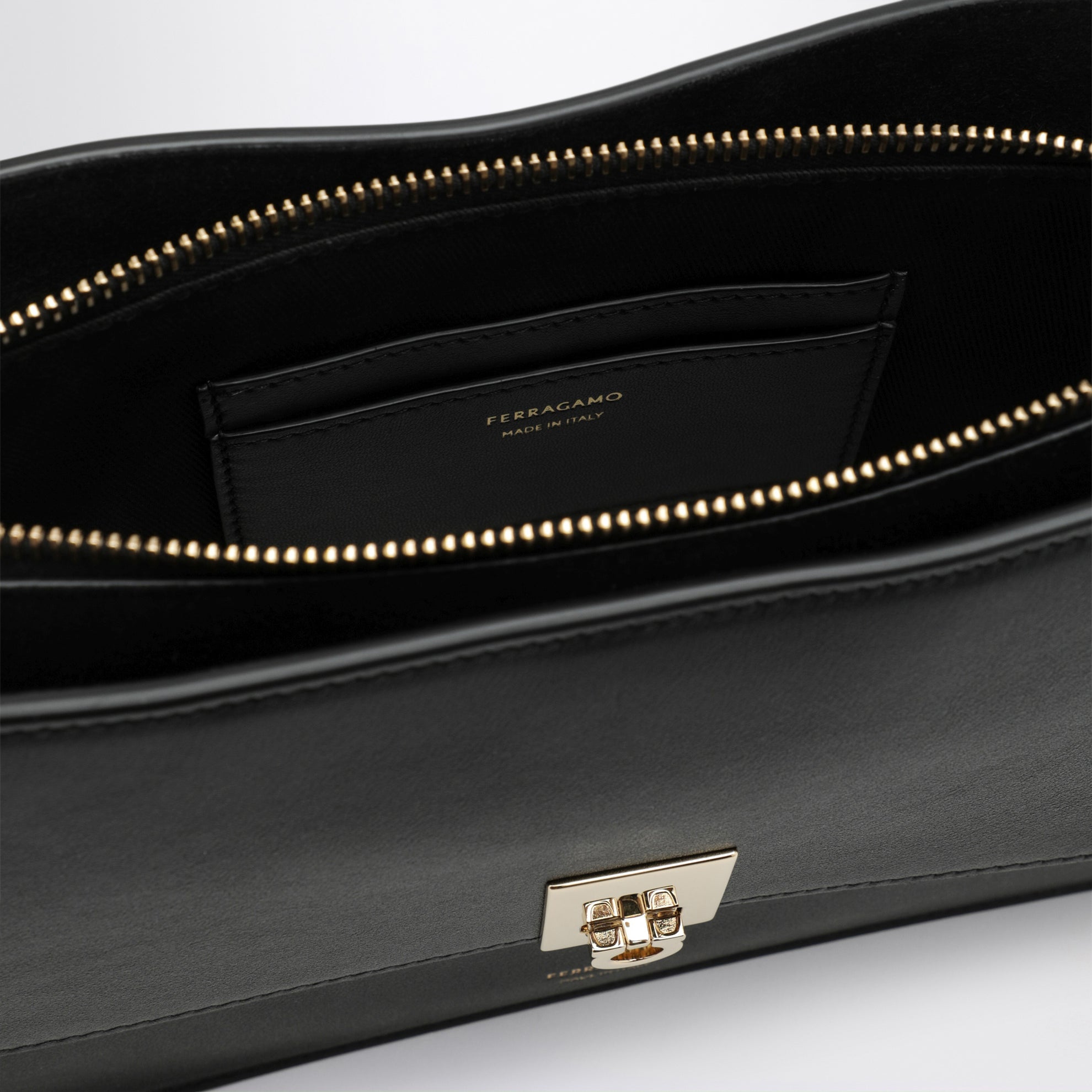 Cara Tasche Größe XS in Schwarz