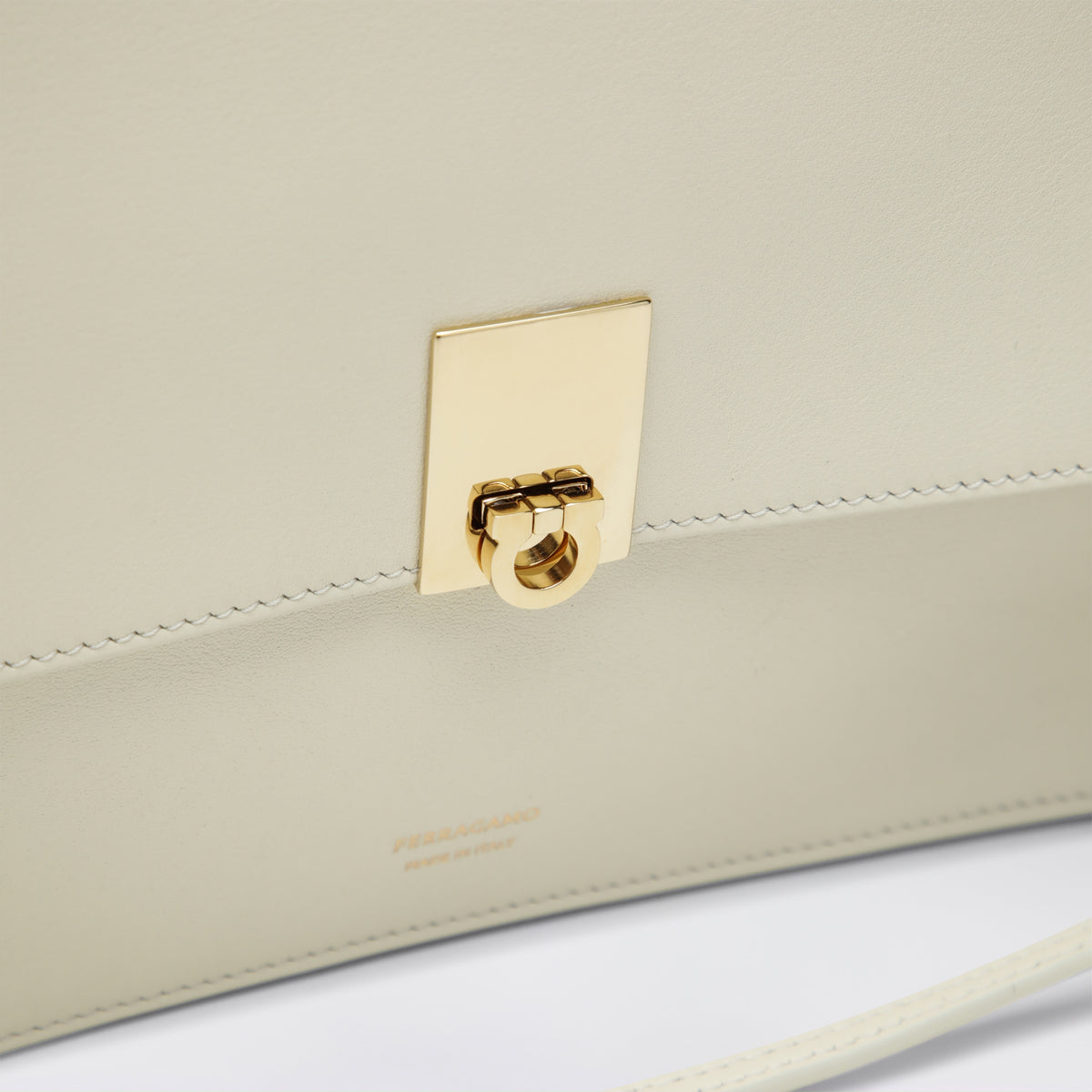 Borsa Cara misura S color mascarpone