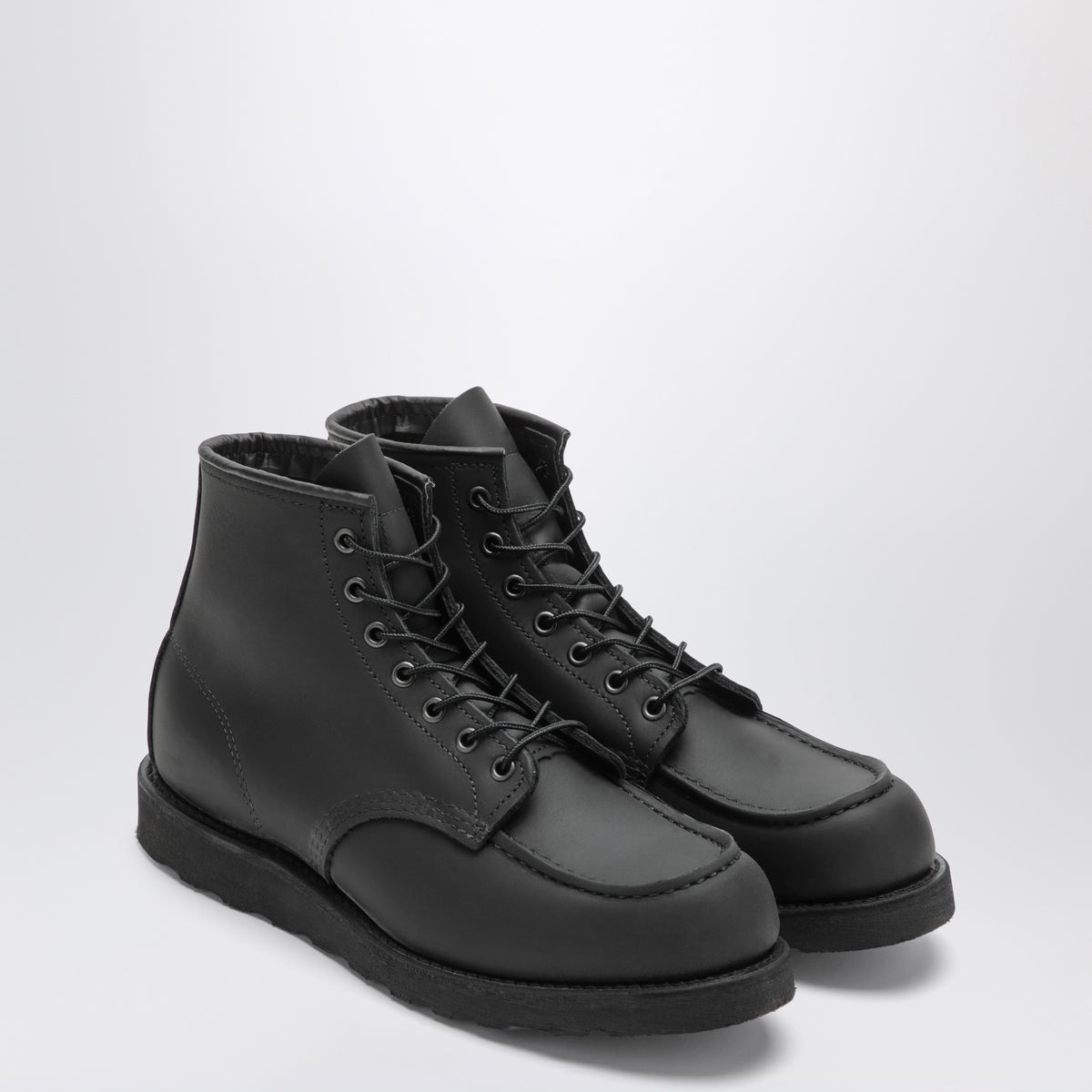 Stivaletti Classic Moc neri in pelle