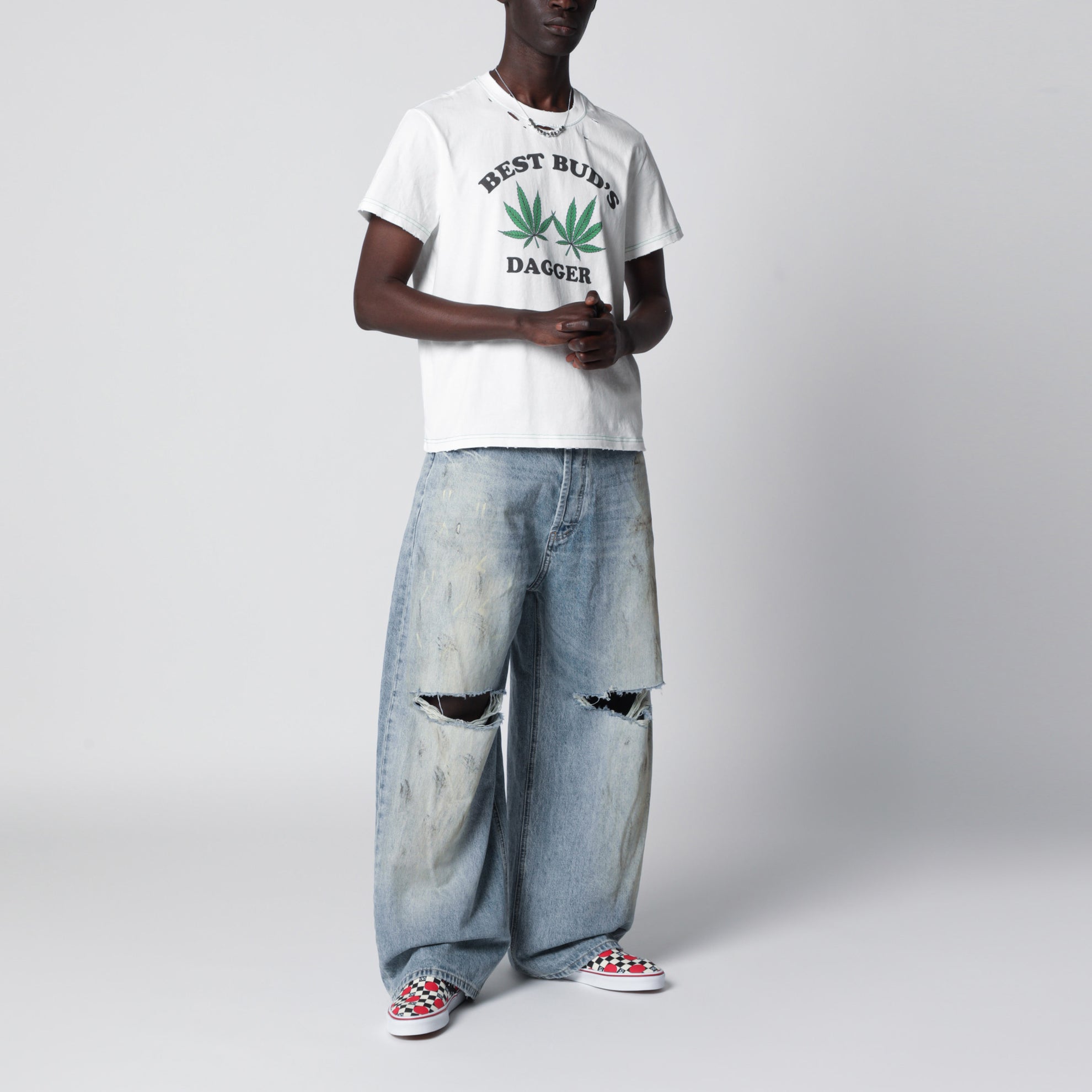 White “Best Bud’s” distressed T-shirt
