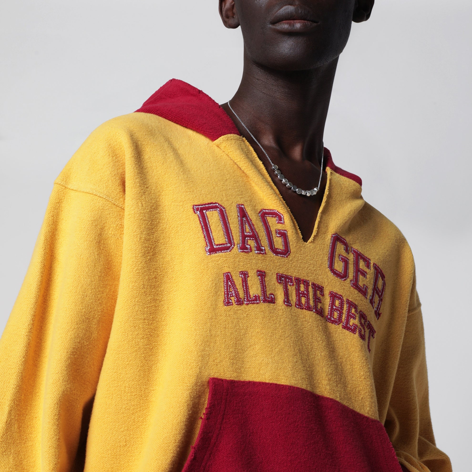 Sweat à capuche en éponge