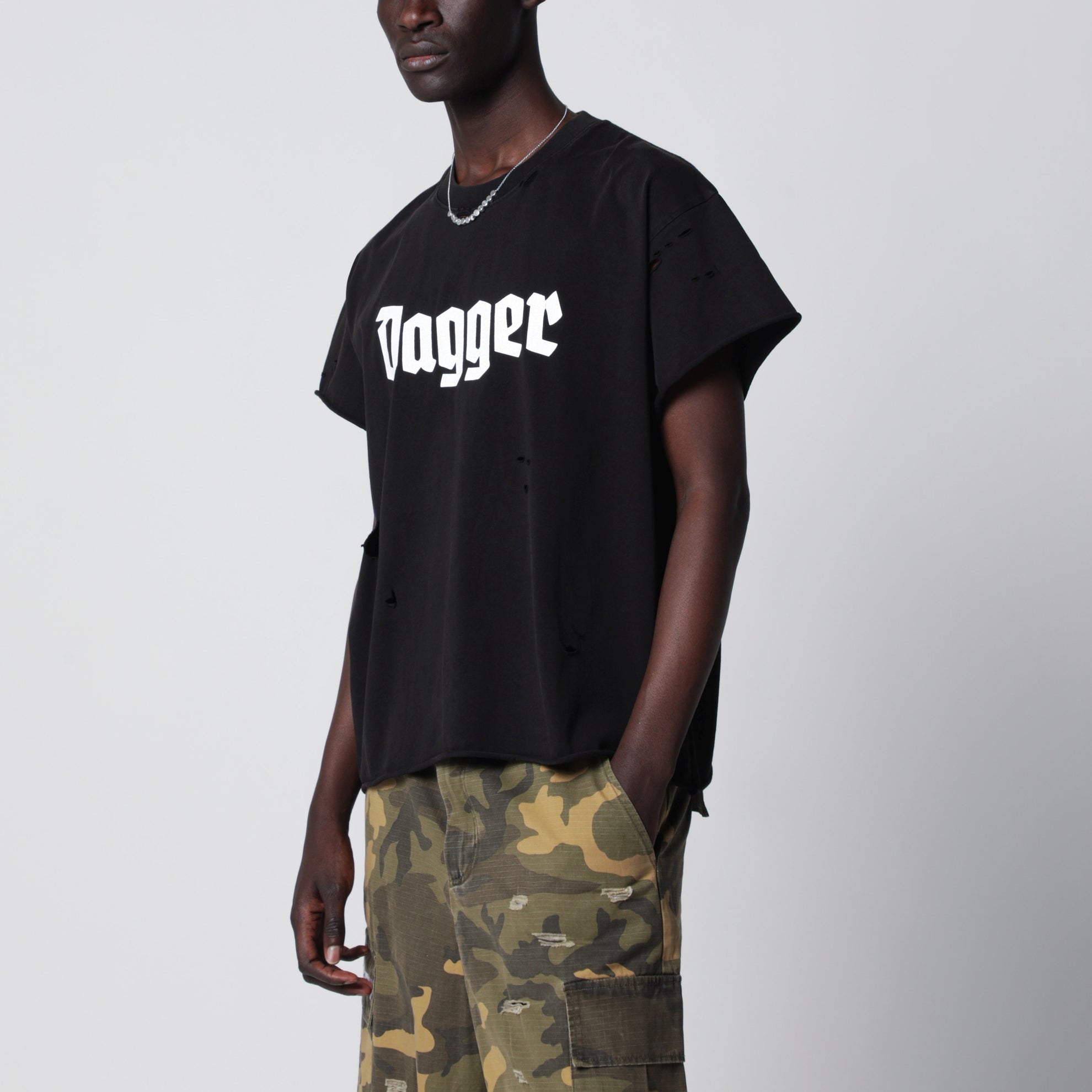 T-shirt noir en coton effet usé