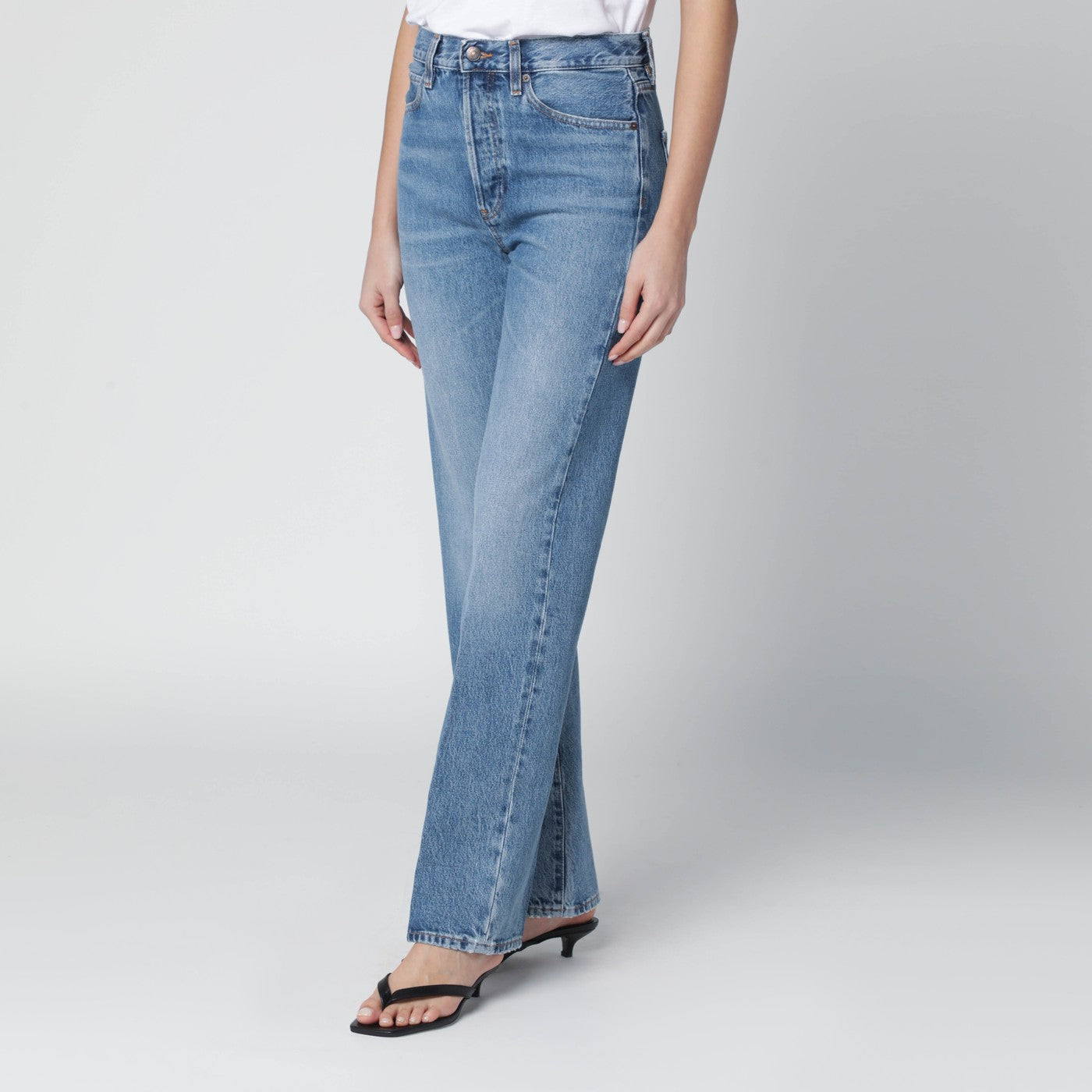 Light blue washed jeans
