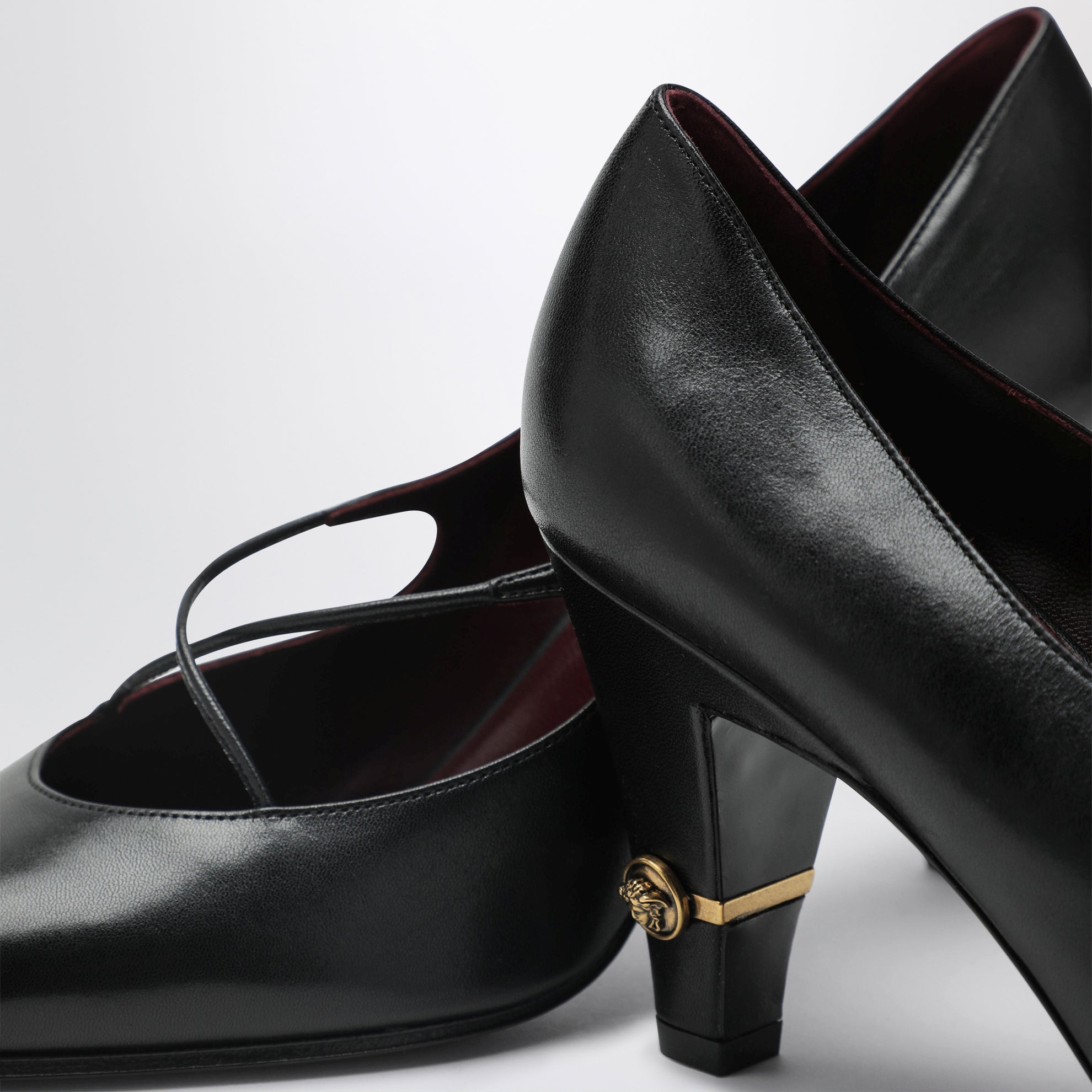 Giulietta Pumps aus schwarzem Leder