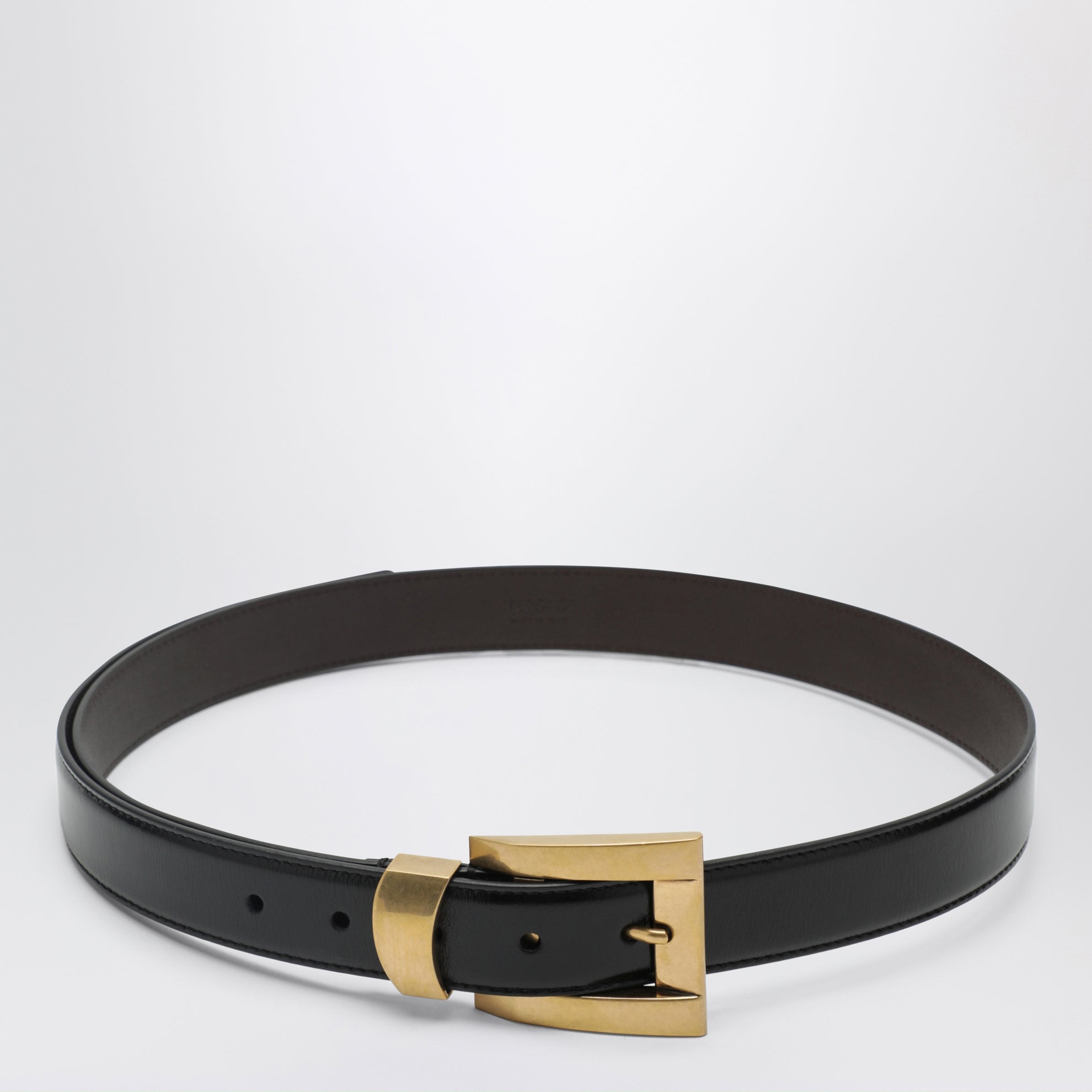 Cintura nera in pelle