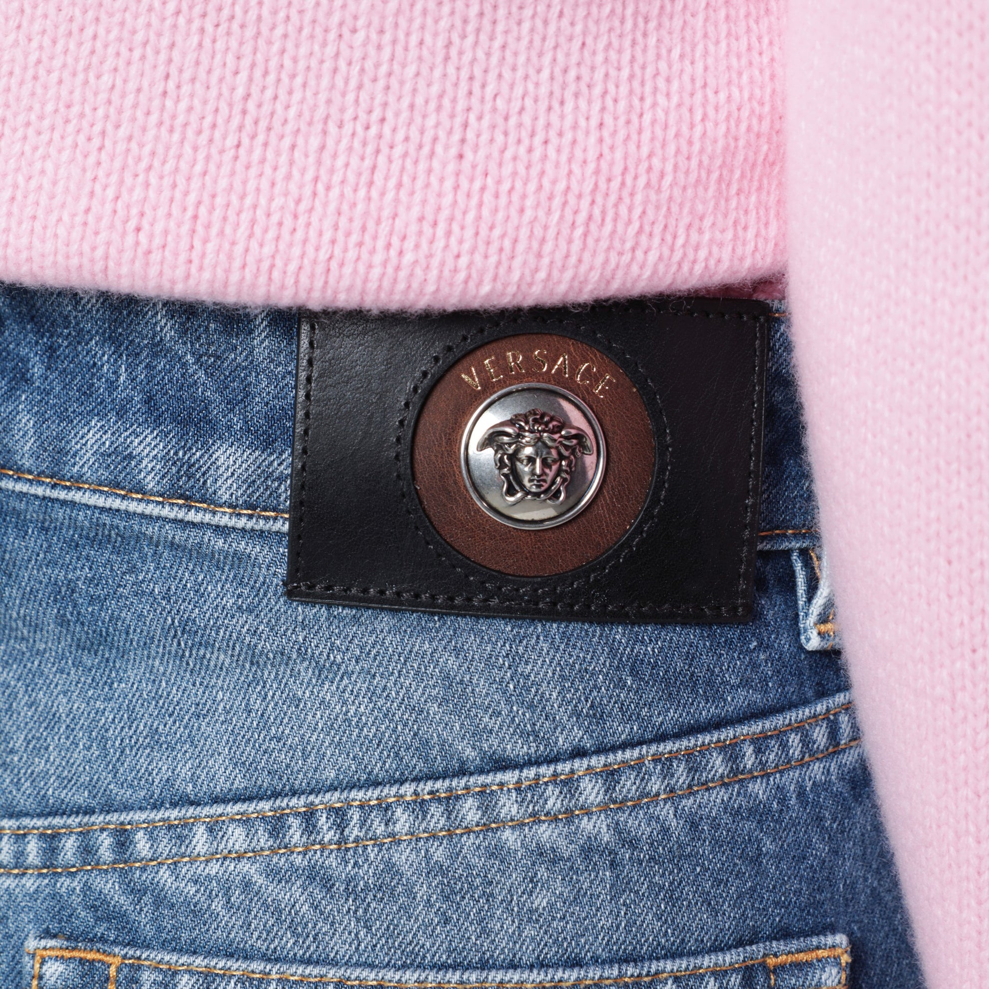 Jeans mit hoher Taille in Hellblau aus Baumwolle