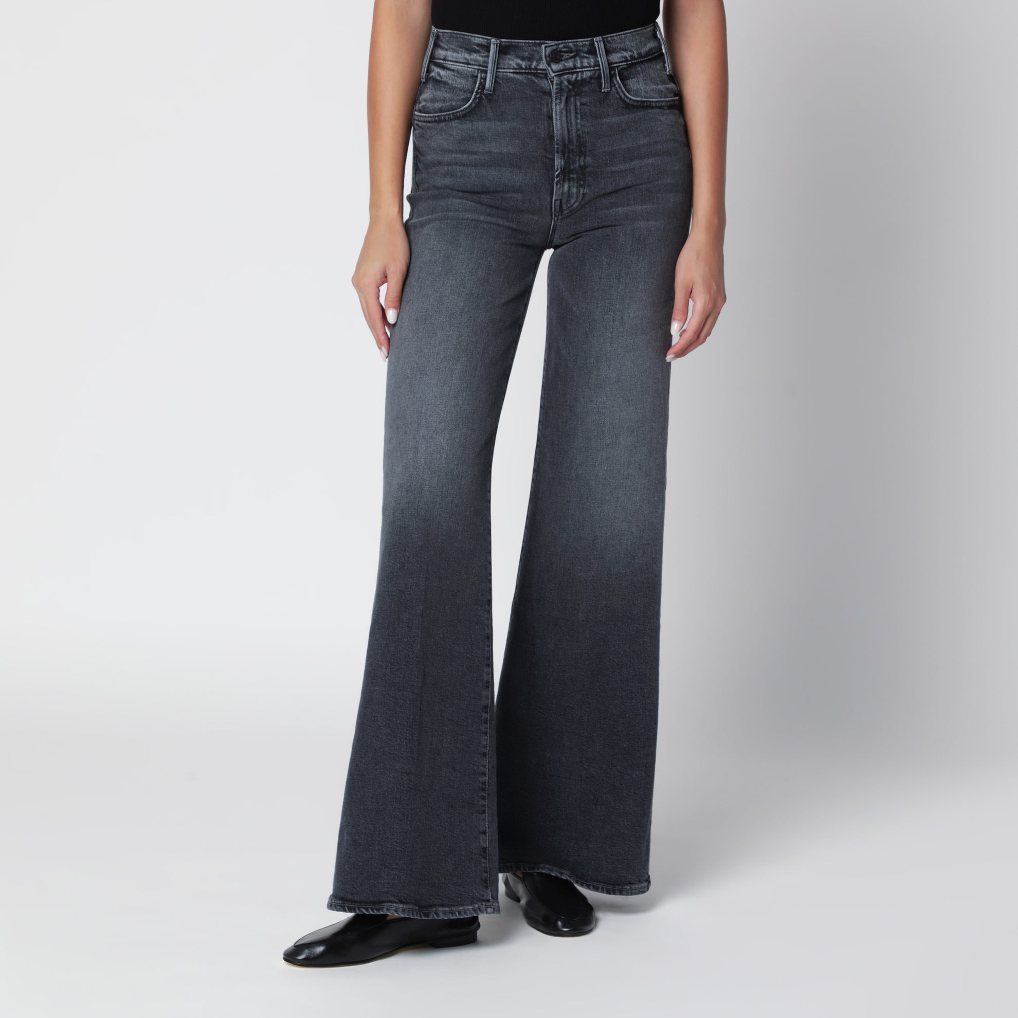 The Hustler Roller Sneak jeans in dark grey denim
