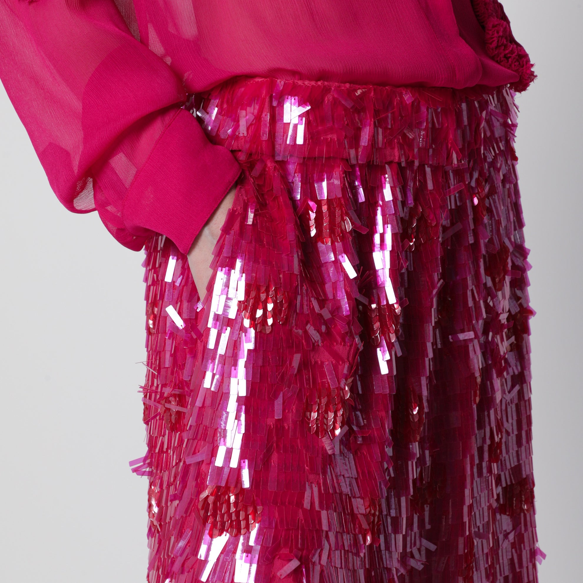 Bermuda fucsia in seta con paillettes