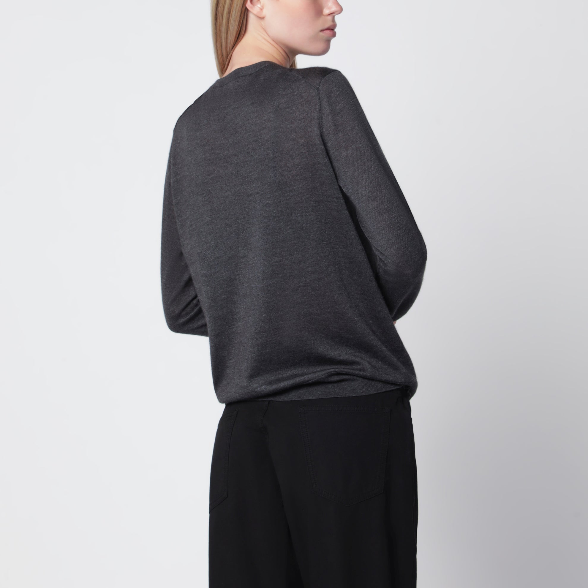 Ondre-Pullover aus Kaschmir und Seide in Anthrazitgrau