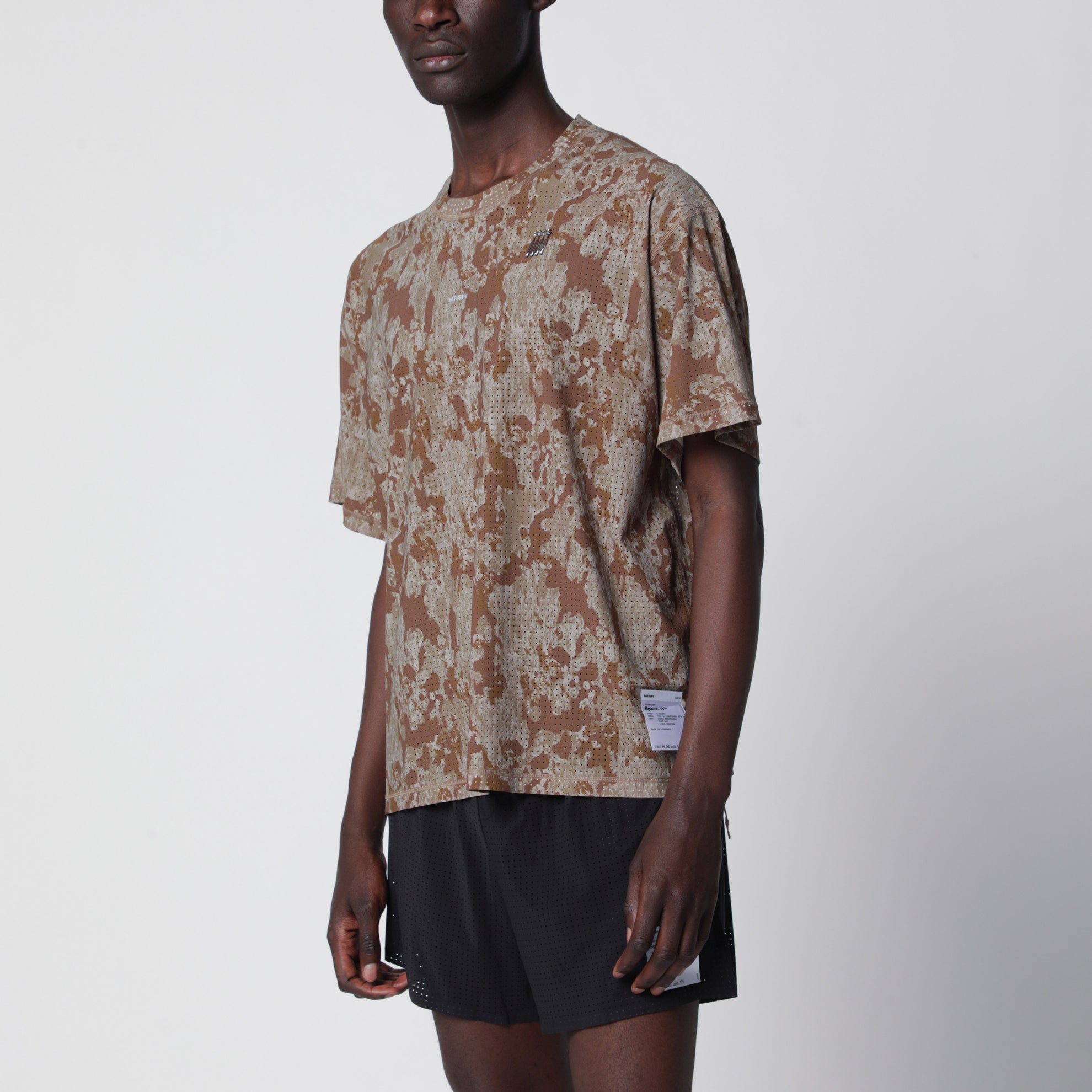 Space-O T-Shirt in Camouflage aus perforiertem Micro-Jersey