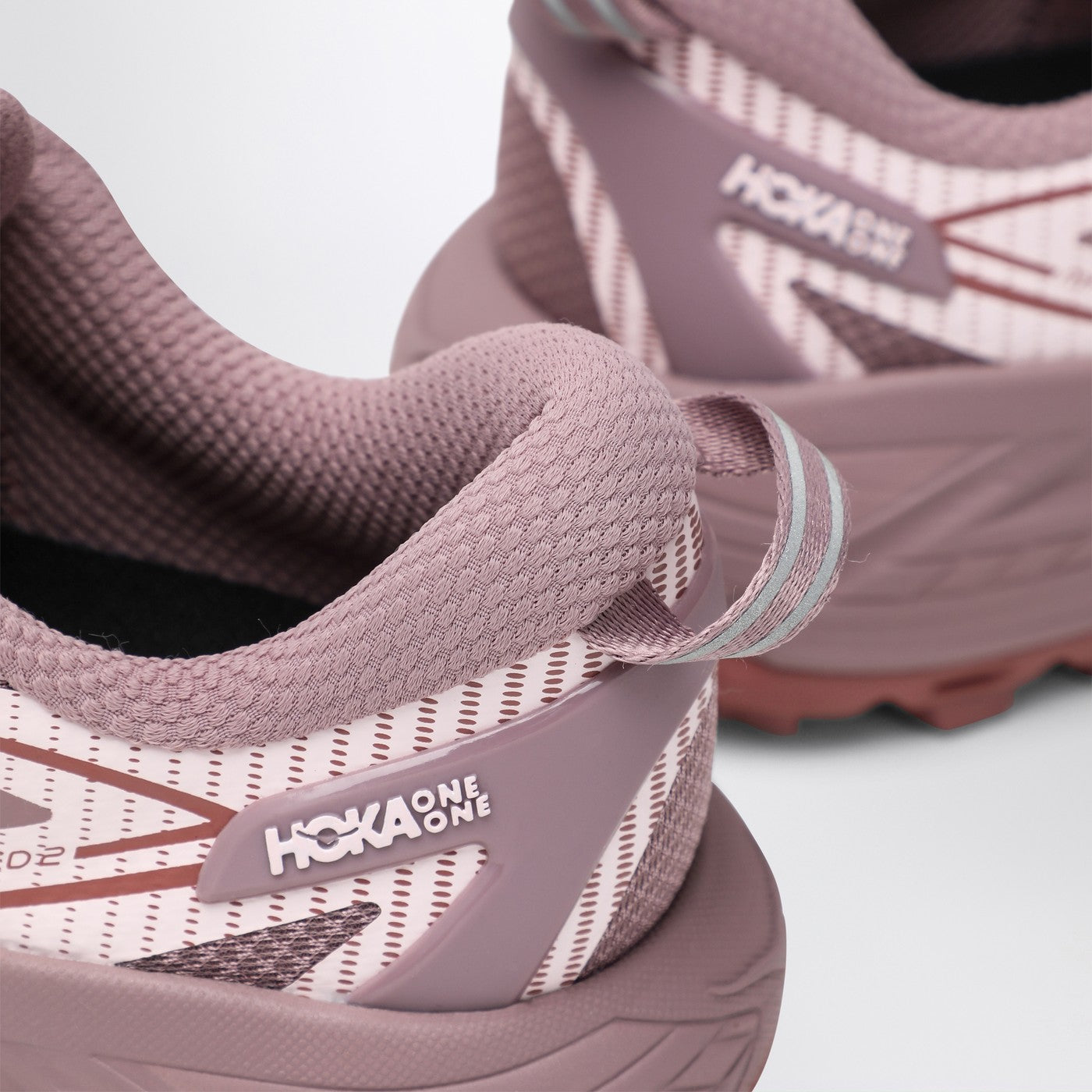 Mafate Speed 2 Classic Mauve/Carnation Sneakers