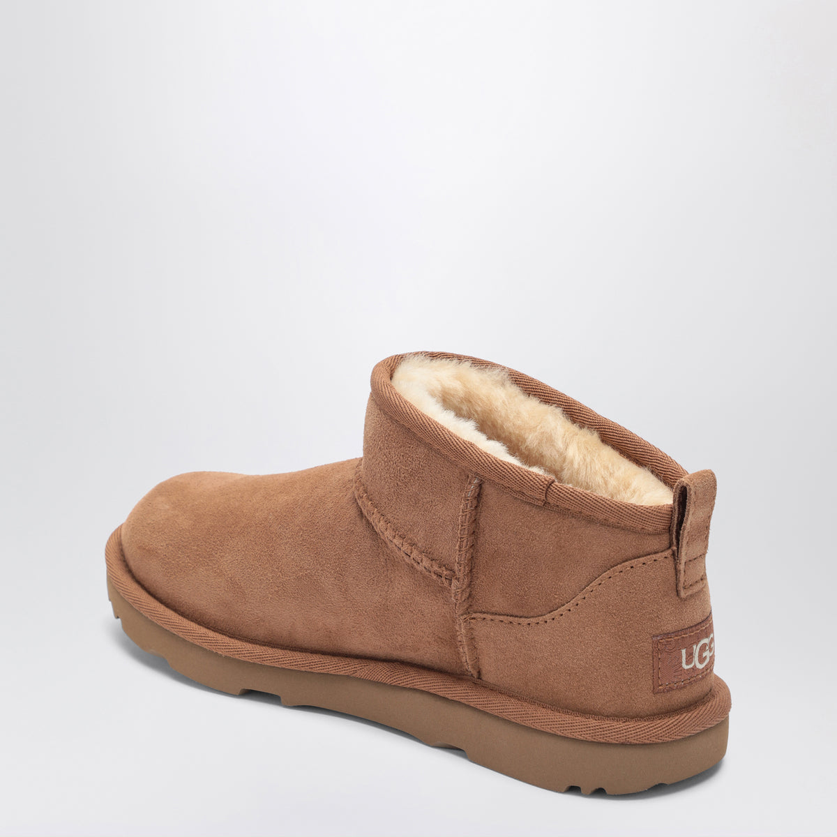 Bottines Classic Ultra Mini couleur Chestnut