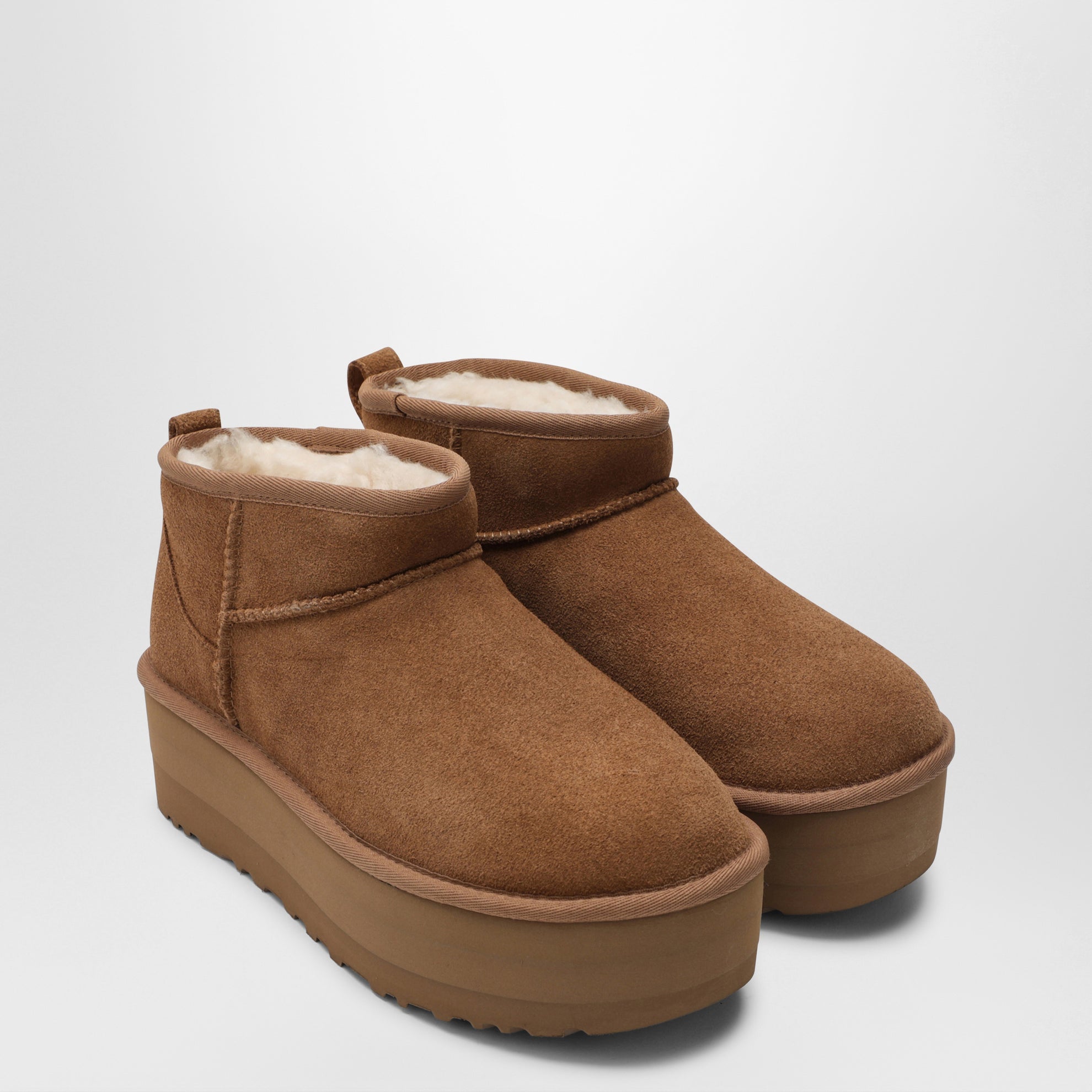 Classic Ultra Mini platform boots in chestnut