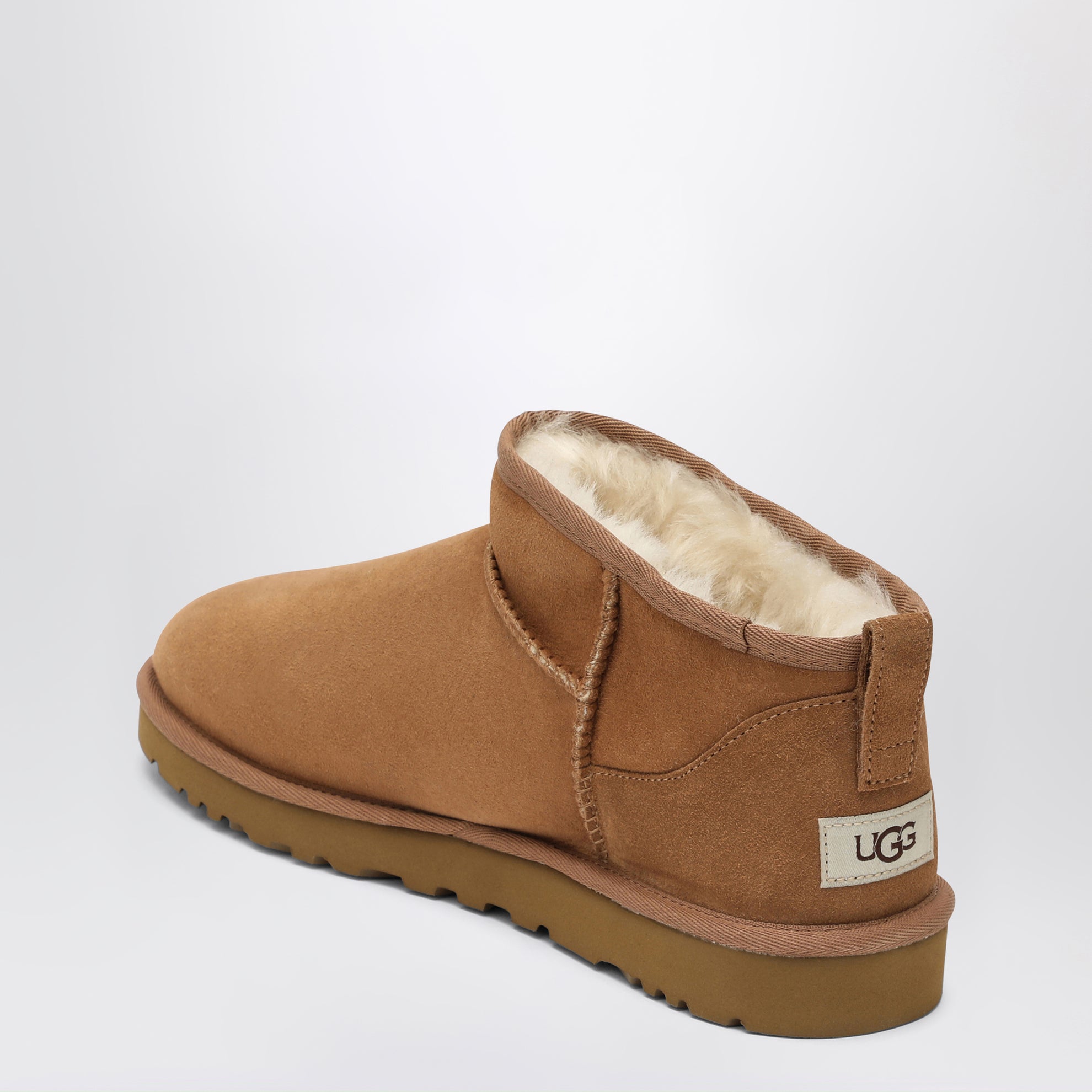 Stivaletto Classic Ultra Mini castagna