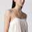 Hellrosa ausgestelltes Kleid aus Chiffon