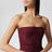 Abito bordeaux con volant in rete a fiori