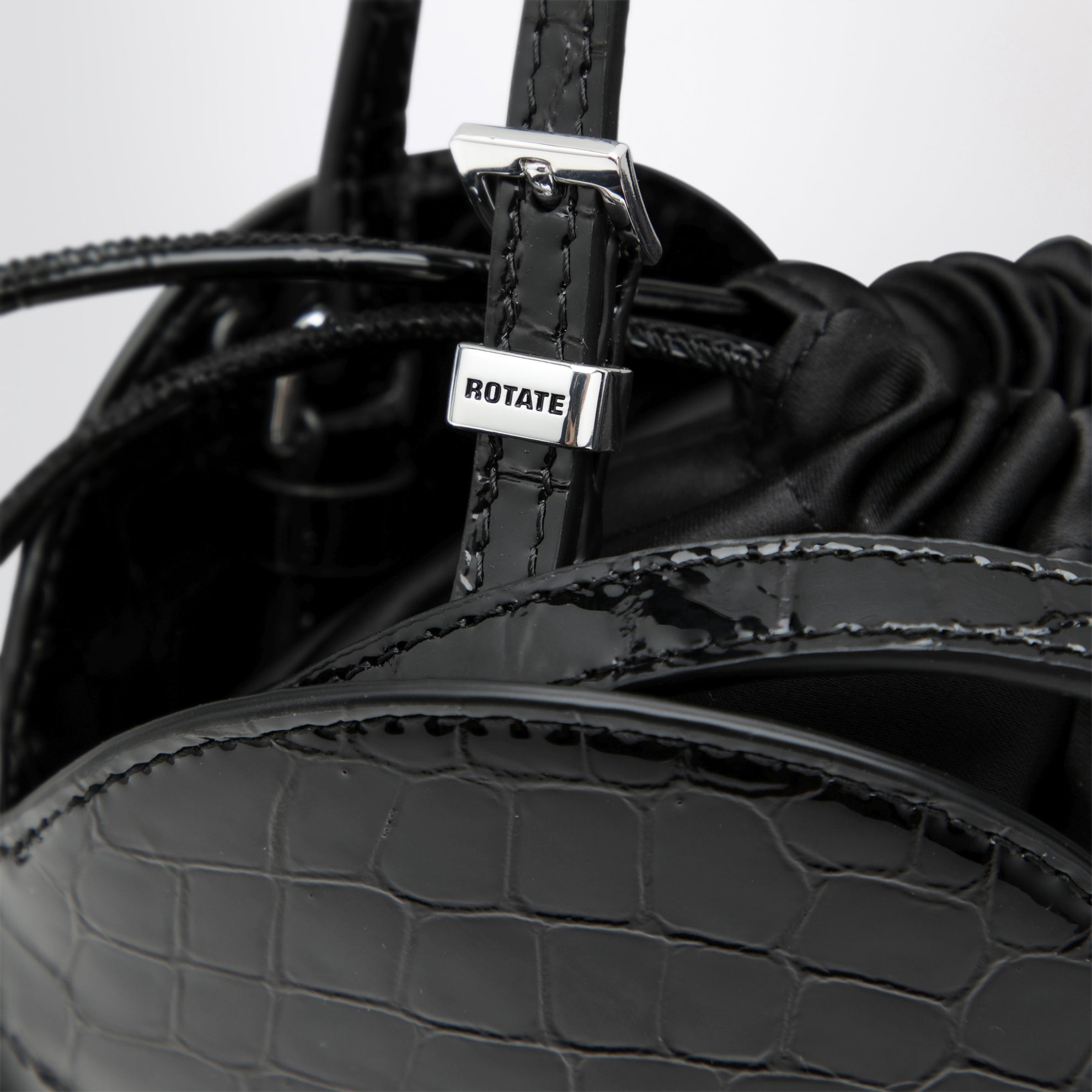 Borsa a cuore Heart Bag Croco in pelle nera